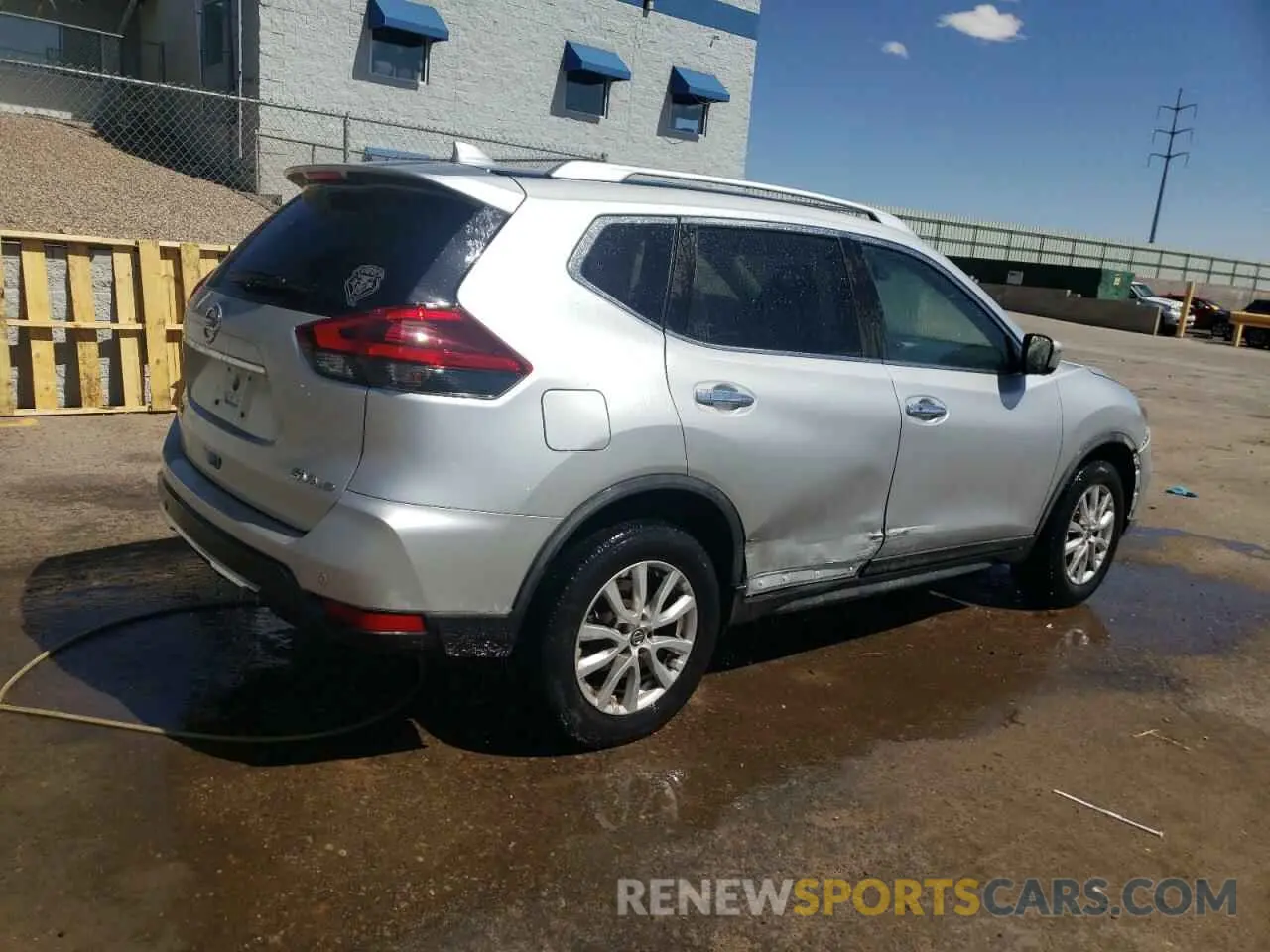 3 Photograph of a damaged car KNMAT2MV6LP524519 NISSAN ROGUE 2020