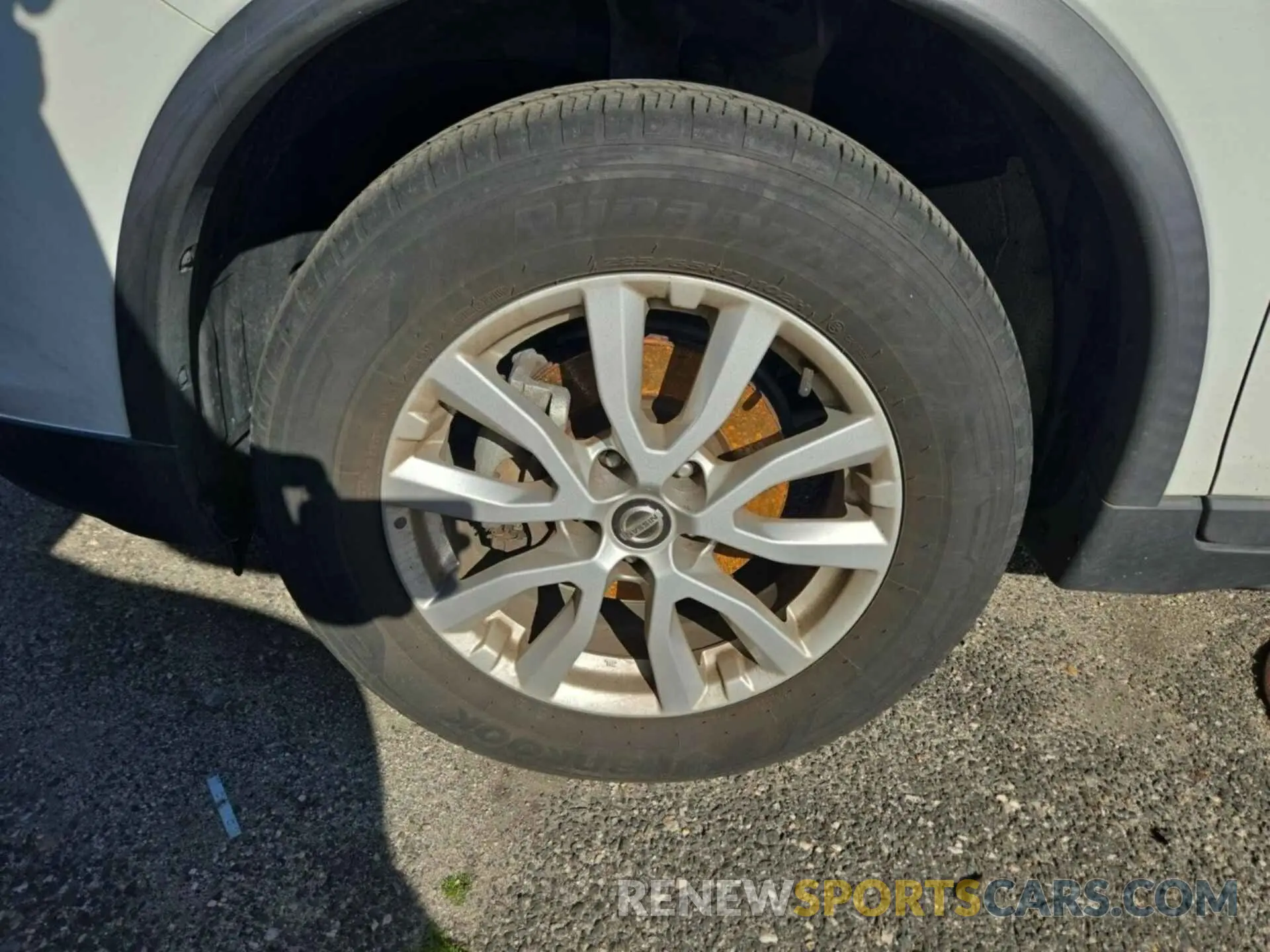 11 Photograph of a damaged car KNMAT2MV6LP539697 NISSAN ROGUE 2020