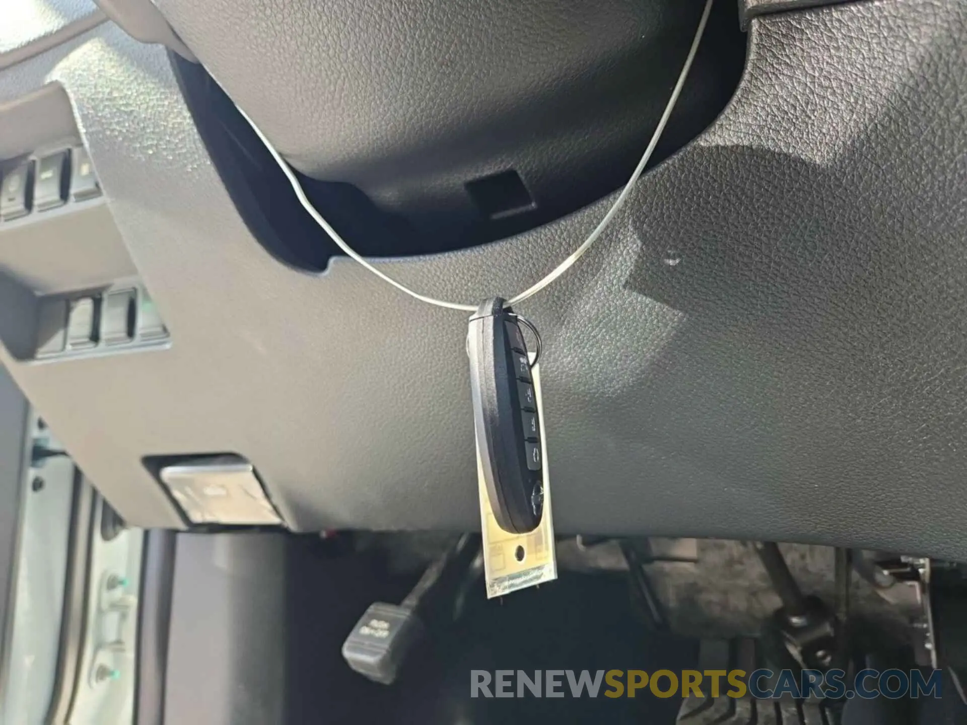22 Photograph of a damaged car KNMAT2MV6LP539697 NISSAN ROGUE 2020