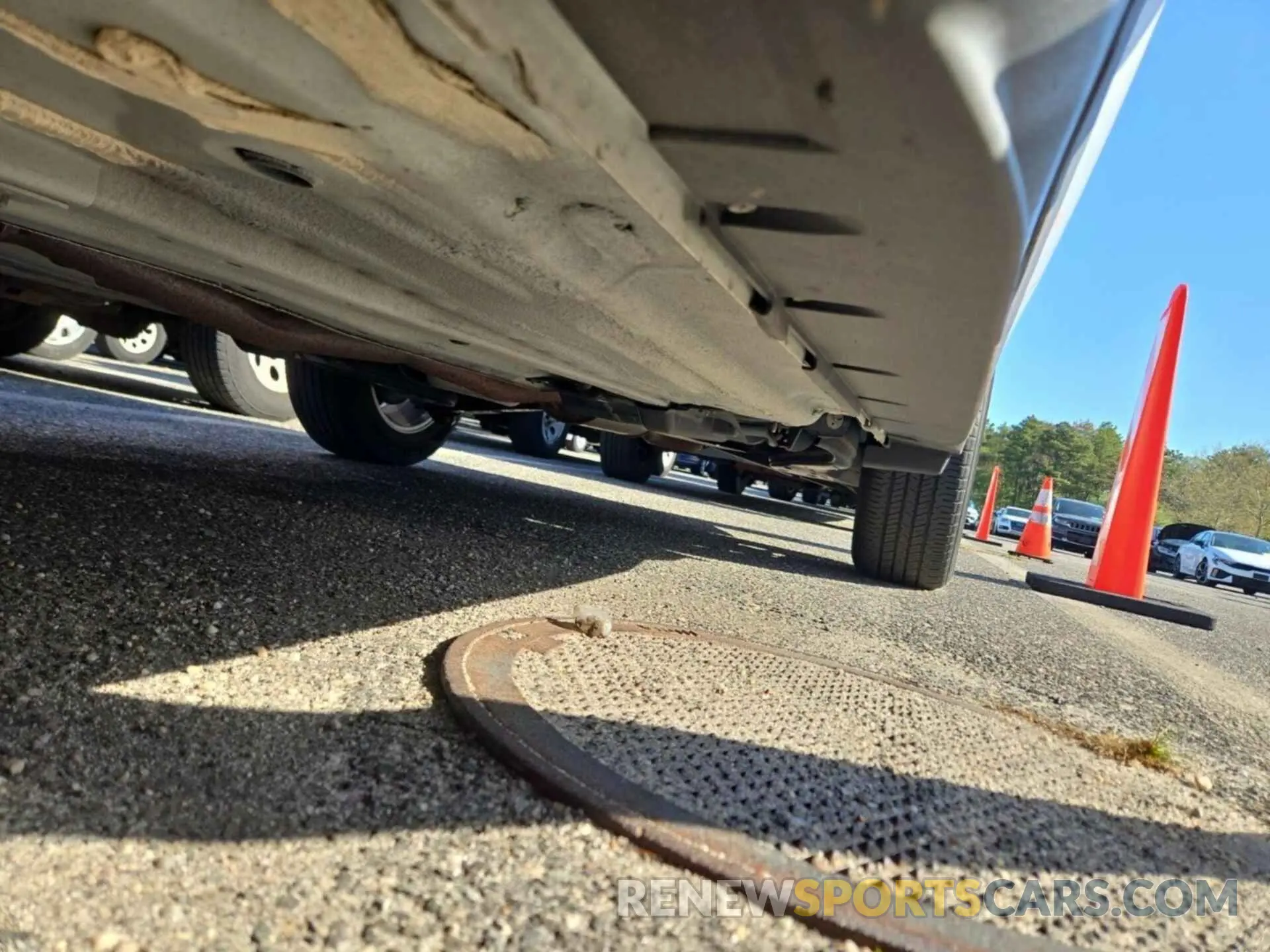 24 Photograph of a damaged car KNMAT2MV6LP539697 NISSAN ROGUE 2020