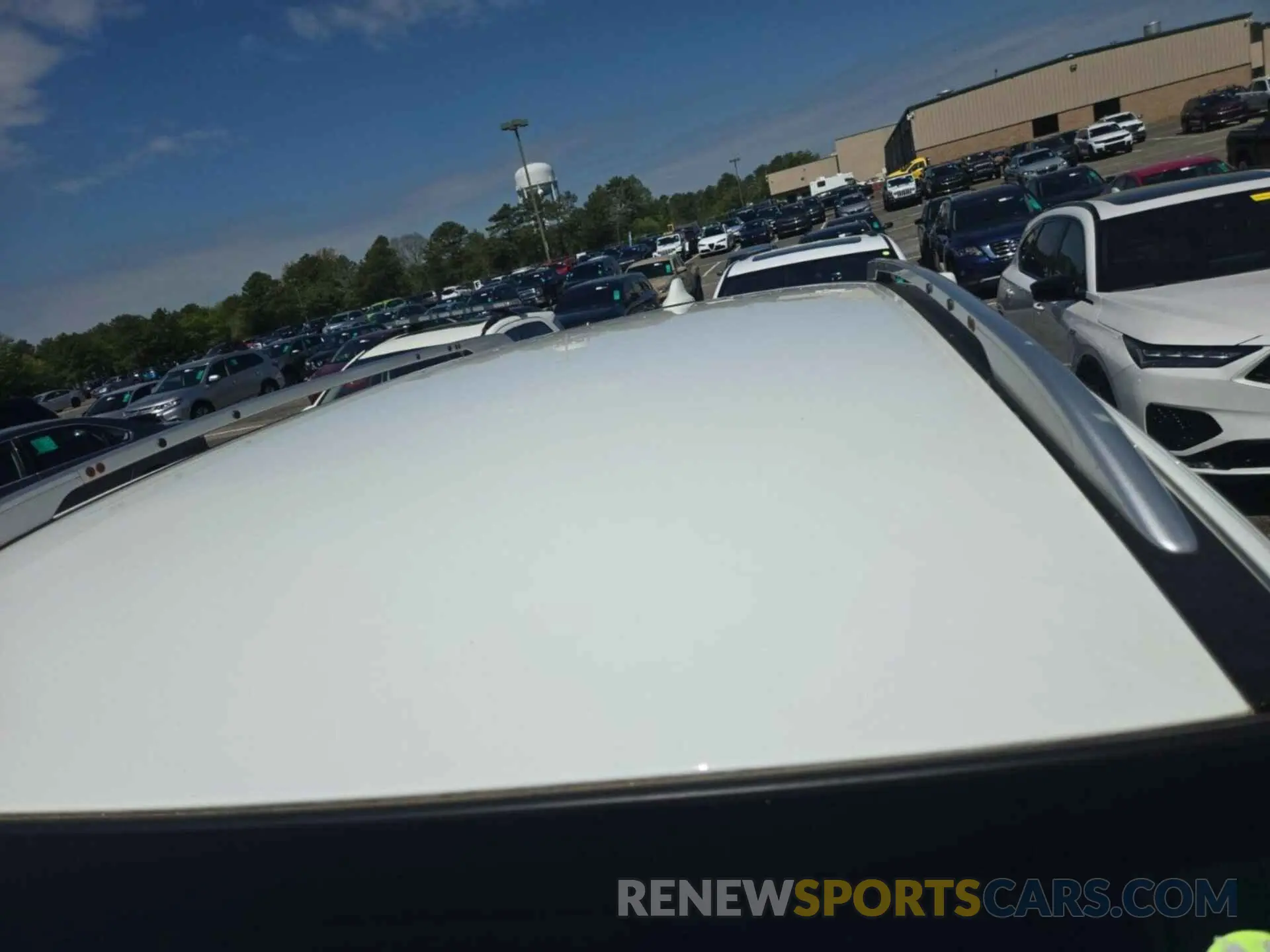 44 Photograph of a damaged car KNMAT2MV6LP539697 NISSAN ROGUE 2020