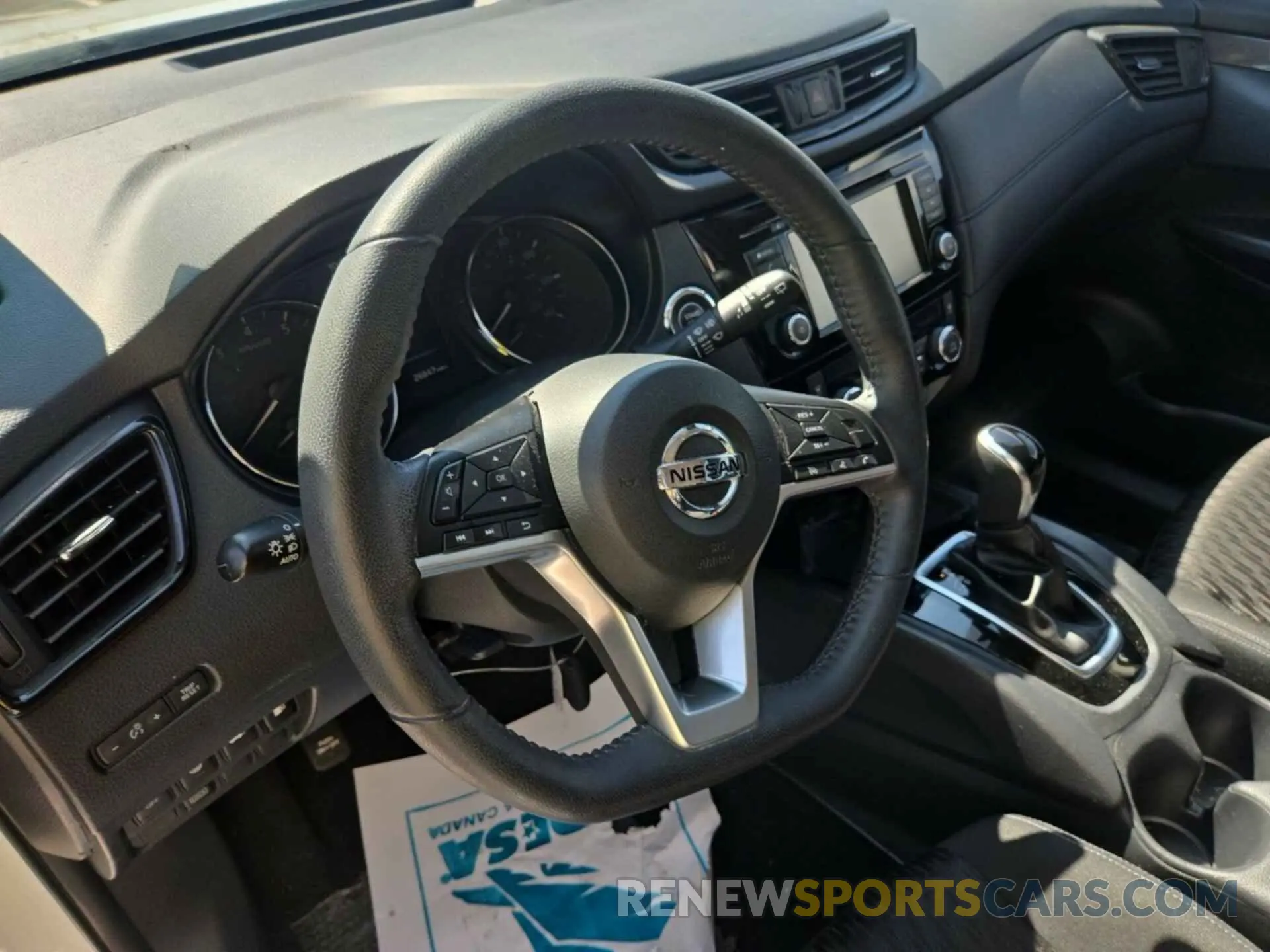 47 Photograph of a damaged car KNMAT2MV6LP539697 NISSAN ROGUE 2020