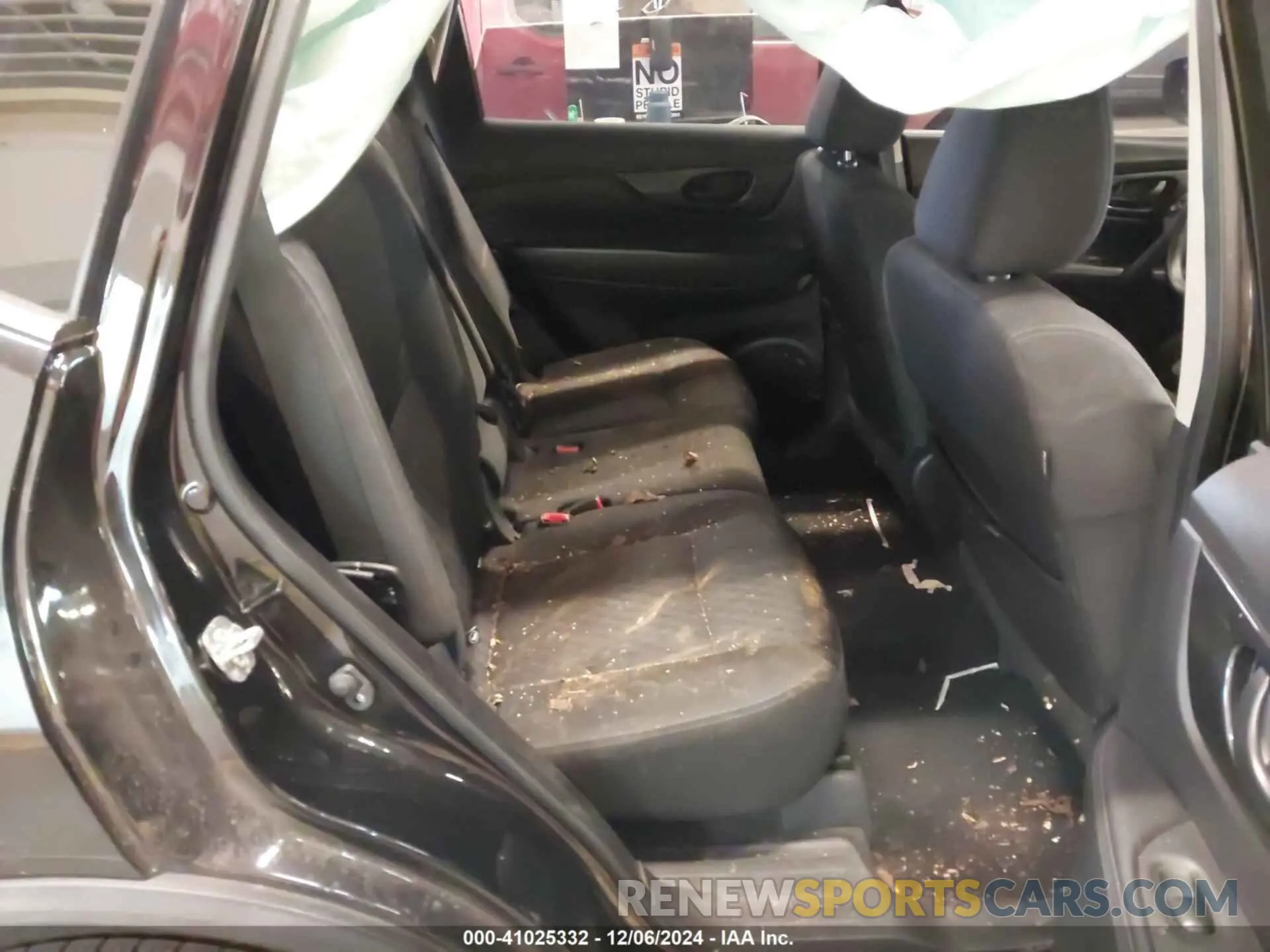 8 Photograph of a damaged car KNMAT2MV7LP527946 NISSAN ROGUE 2020