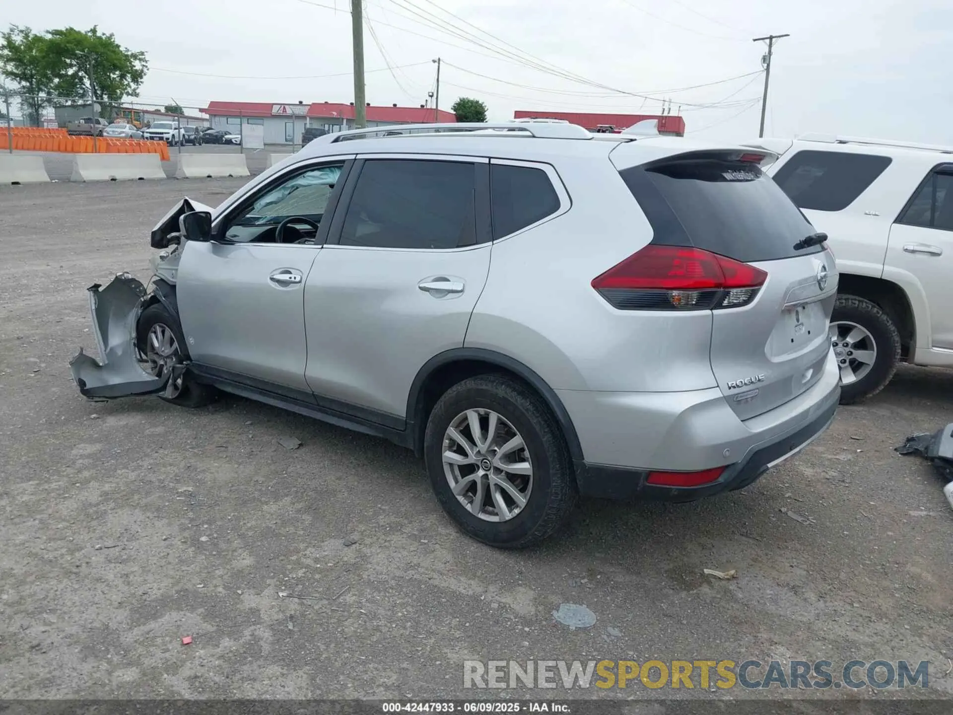 3 Photograph of a damaged car KNMAT2MV7LP537019 NISSAN ROGUE 2020
