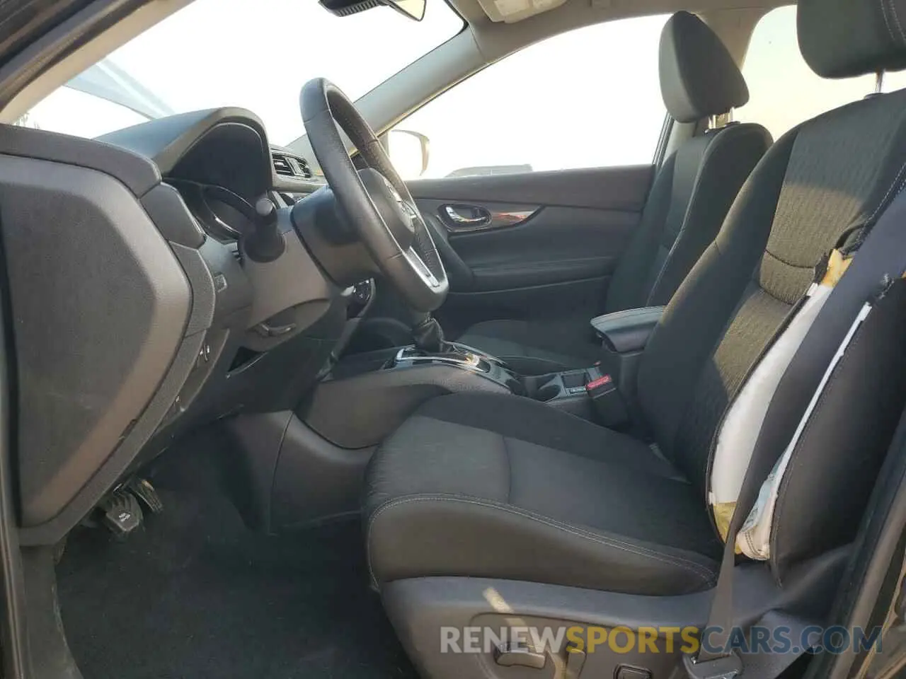 7 Photograph of a damaged car KNMAT2MV7LP540809 NISSAN ROGUE 2020