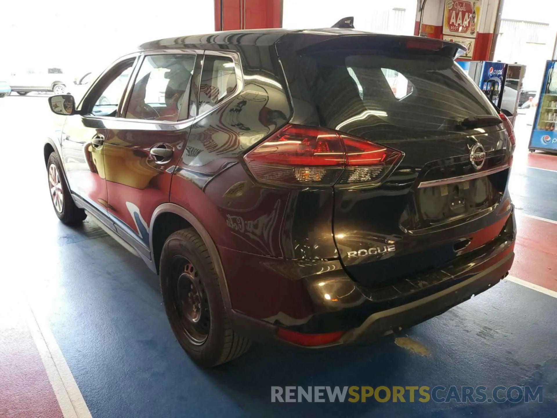 10 Photograph of a damaged car KNMAT2MV7LP542138 NISSAN ROGUE 2020
