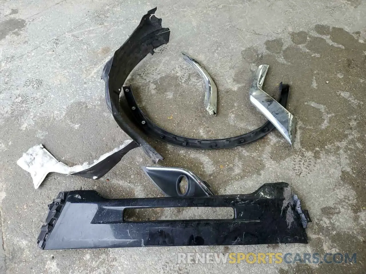 13 Photograph of a damaged car KNMAT2MV8LP521105 NISSAN ROGUE 2020