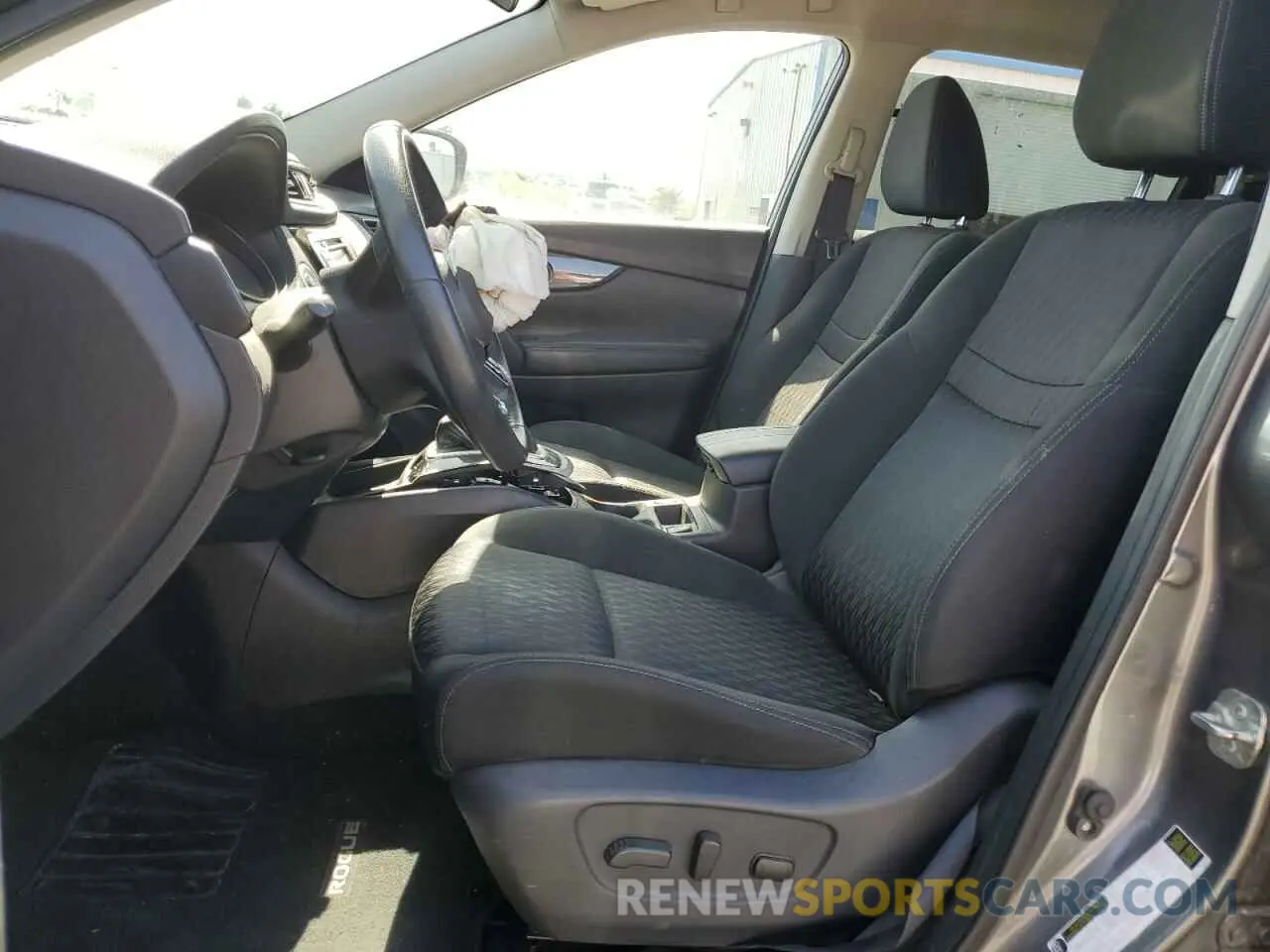 7 Photograph of a damaged car KNMAT2MV8LP528183 NISSAN ROGUE 2020