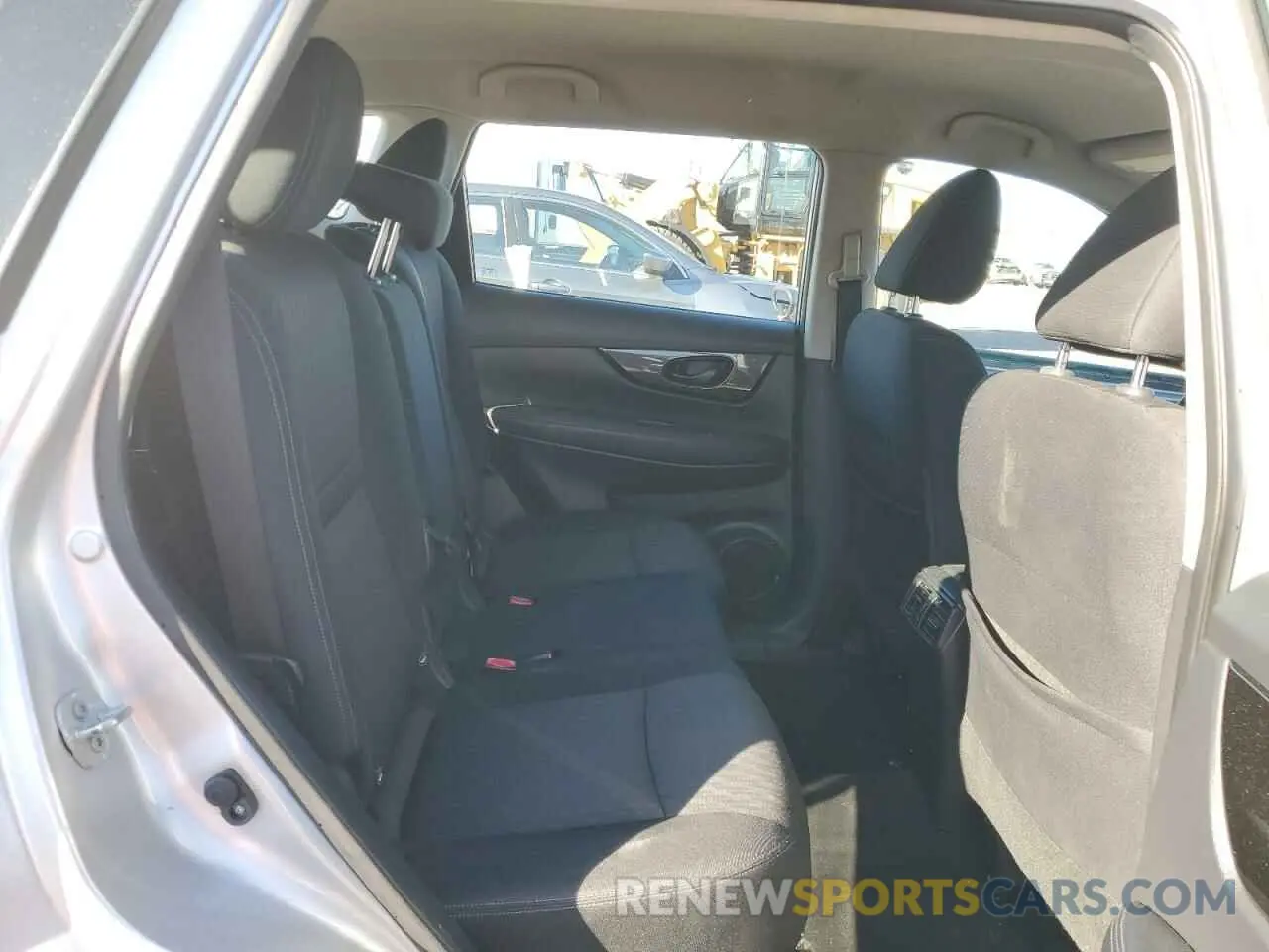 11 Photograph of a damaged car KNMAT2MV8LP532606 NISSAN ROGUE 2020