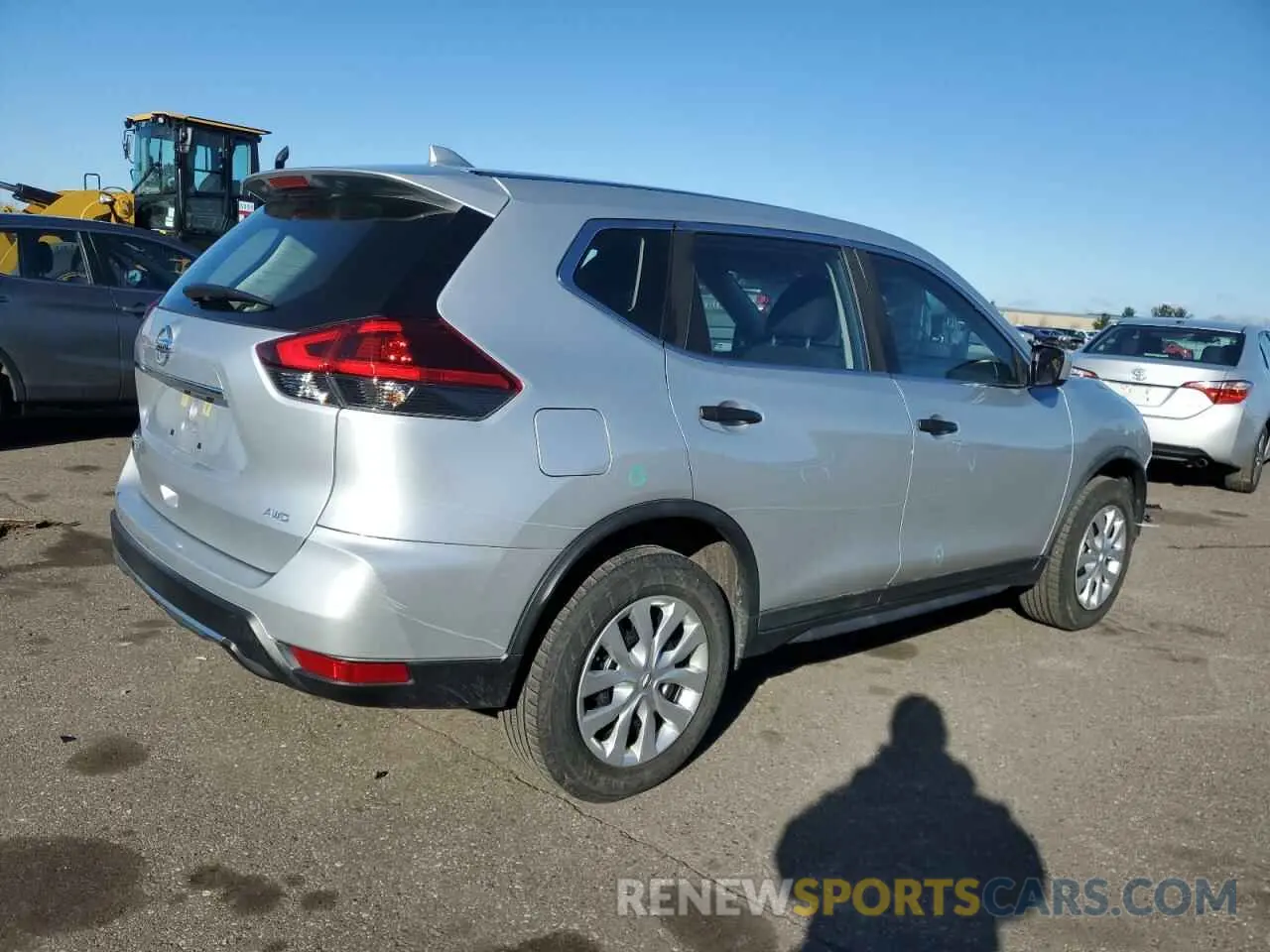 3 Photograph of a damaged car KNMAT2MV8LP532606 NISSAN ROGUE 2020