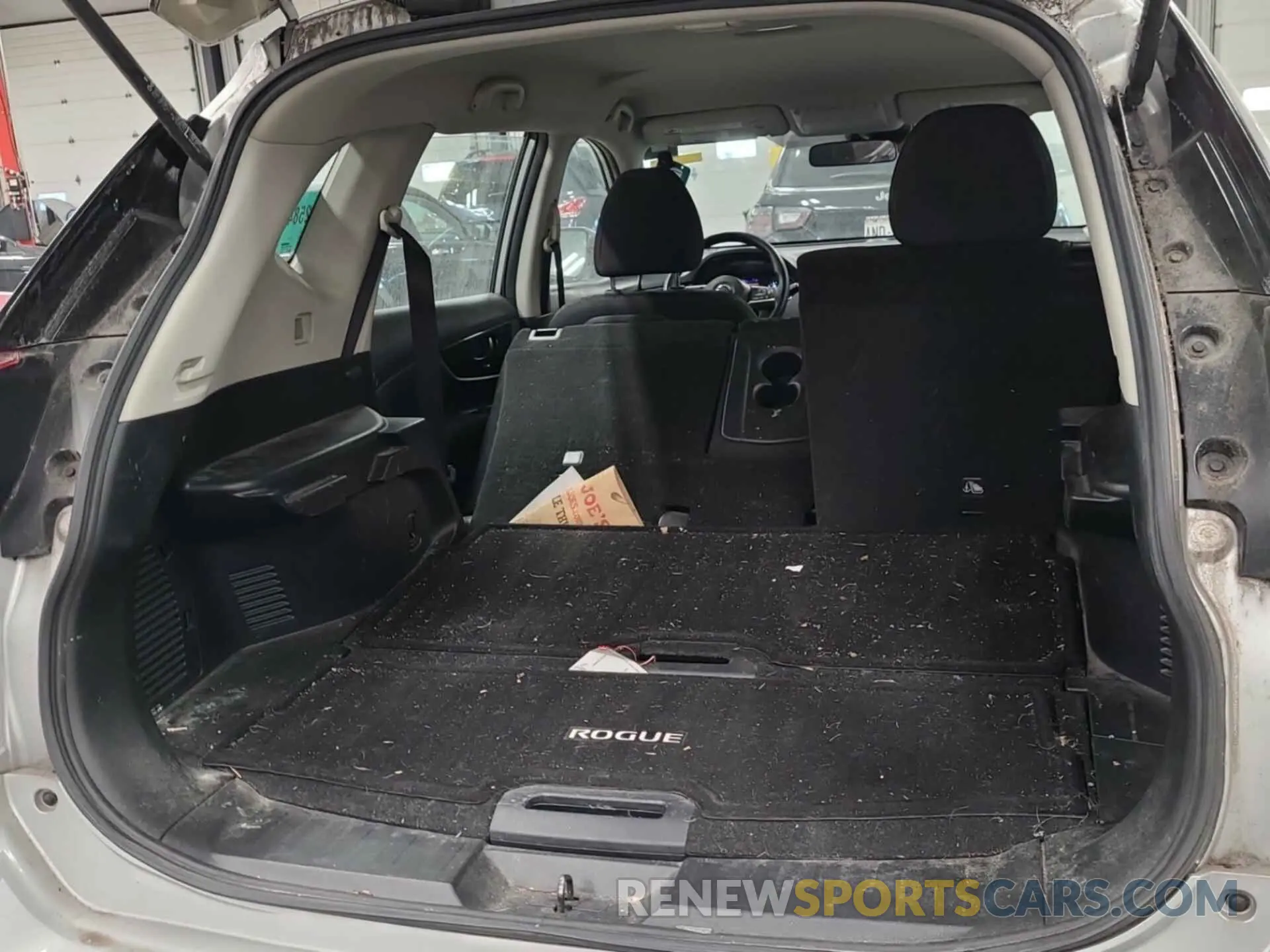 15 Photograph of a damaged car KNMAT2MV9LP509013 NISSAN ROGUE 2020