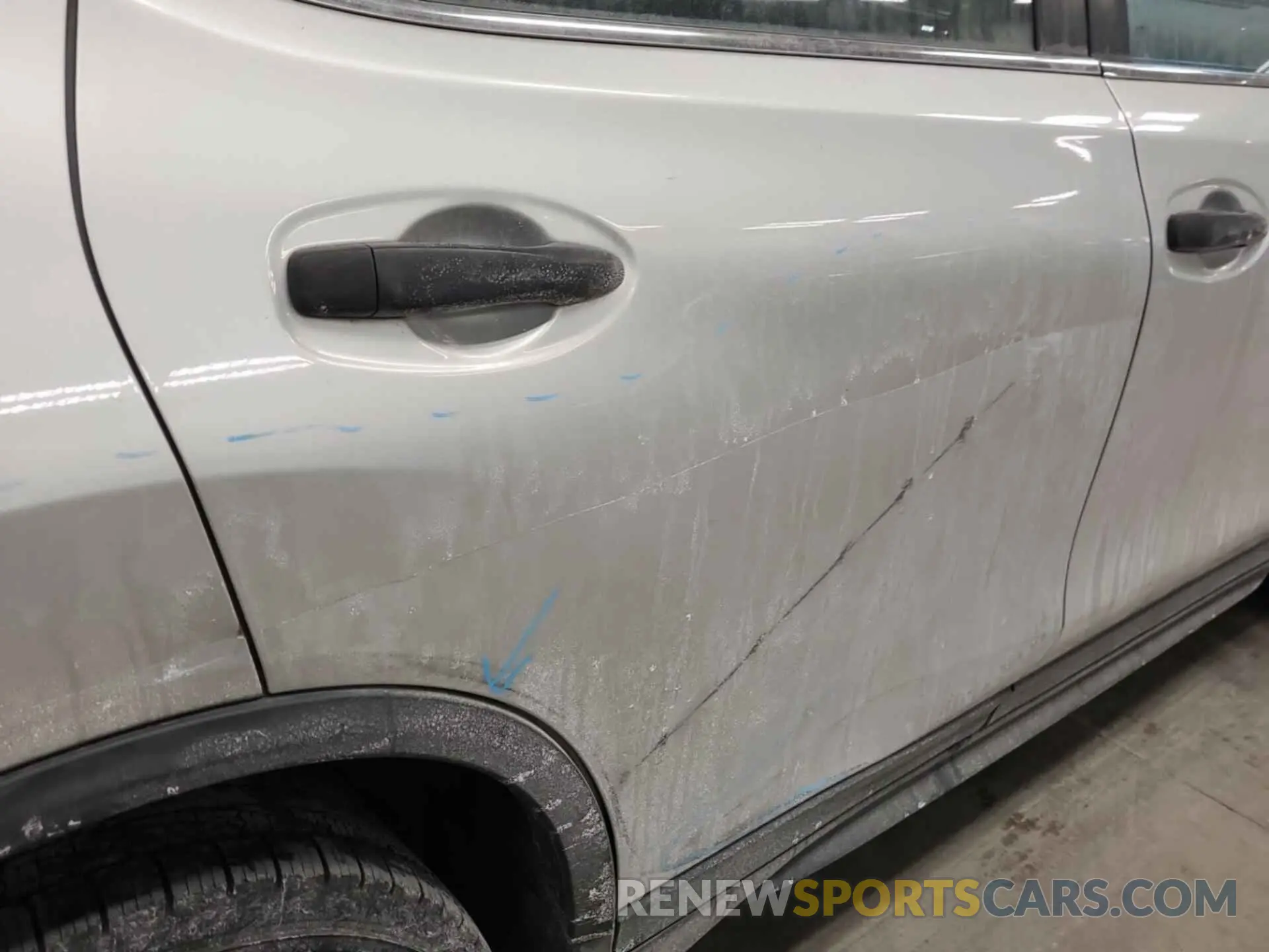 19 Photograph of a damaged car KNMAT2MV9LP509013 NISSAN ROGUE 2020