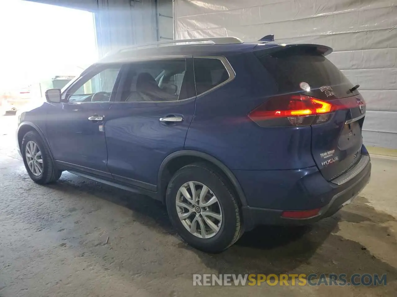 2 Photograph of a damaged car KNMAT2MV9LP531738 NISSAN ROGUE 2020