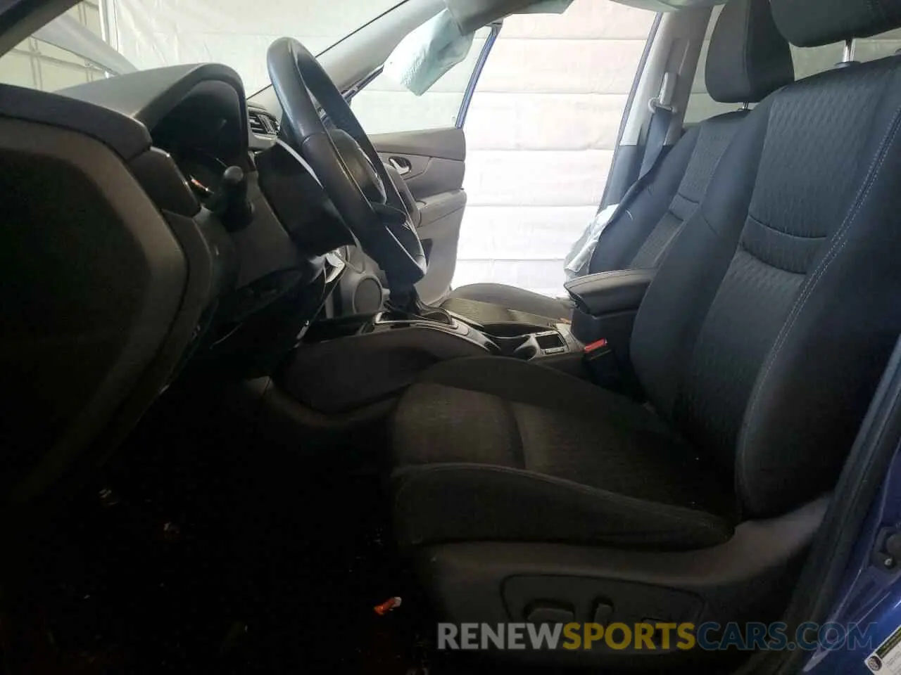 7 Photograph of a damaged car KNMAT2MV9LP531738 NISSAN ROGUE 2020