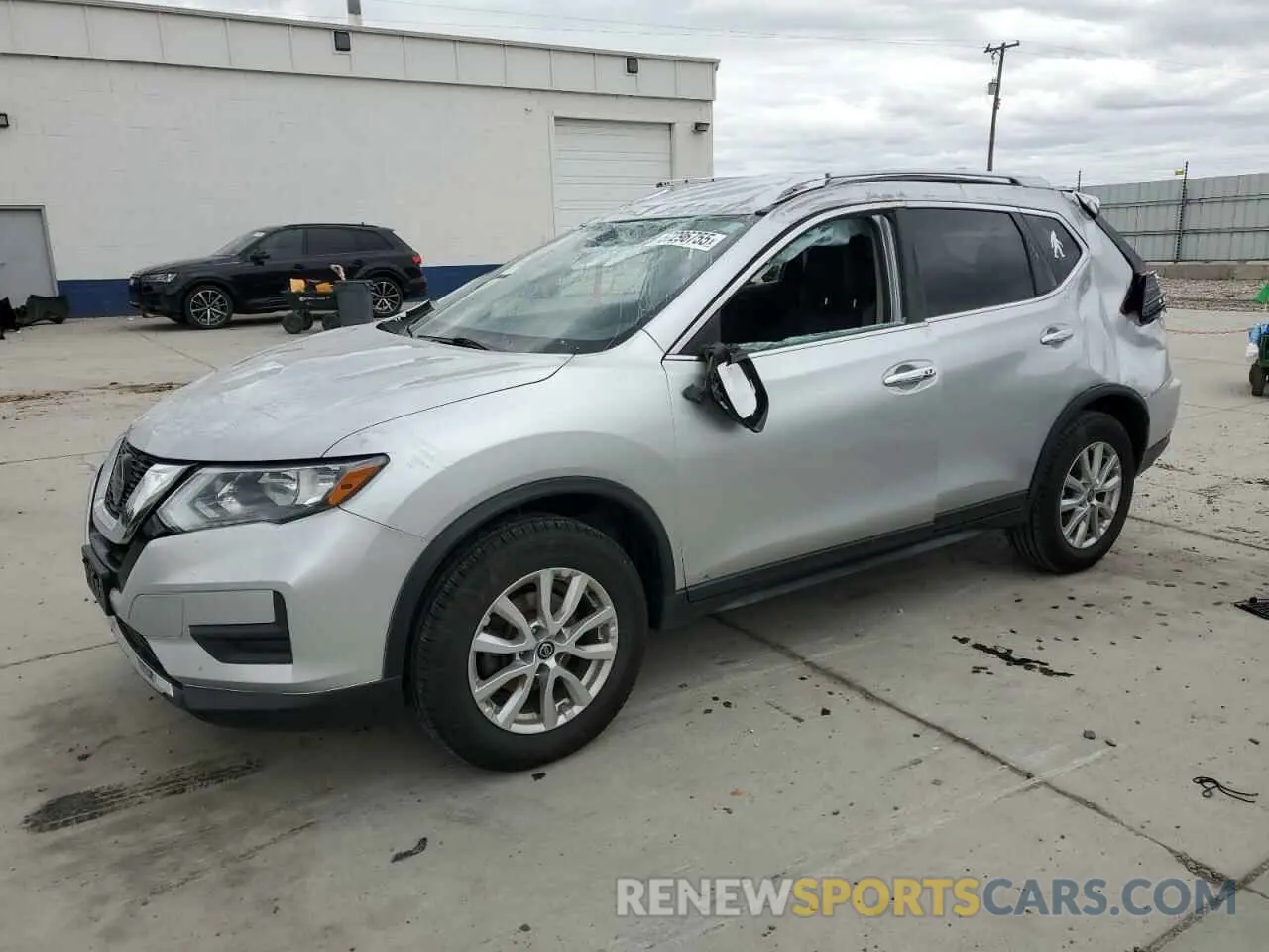 1 Photograph of a damaged car KNMAT2MVXLP511675 NISSAN ROGUE 2020