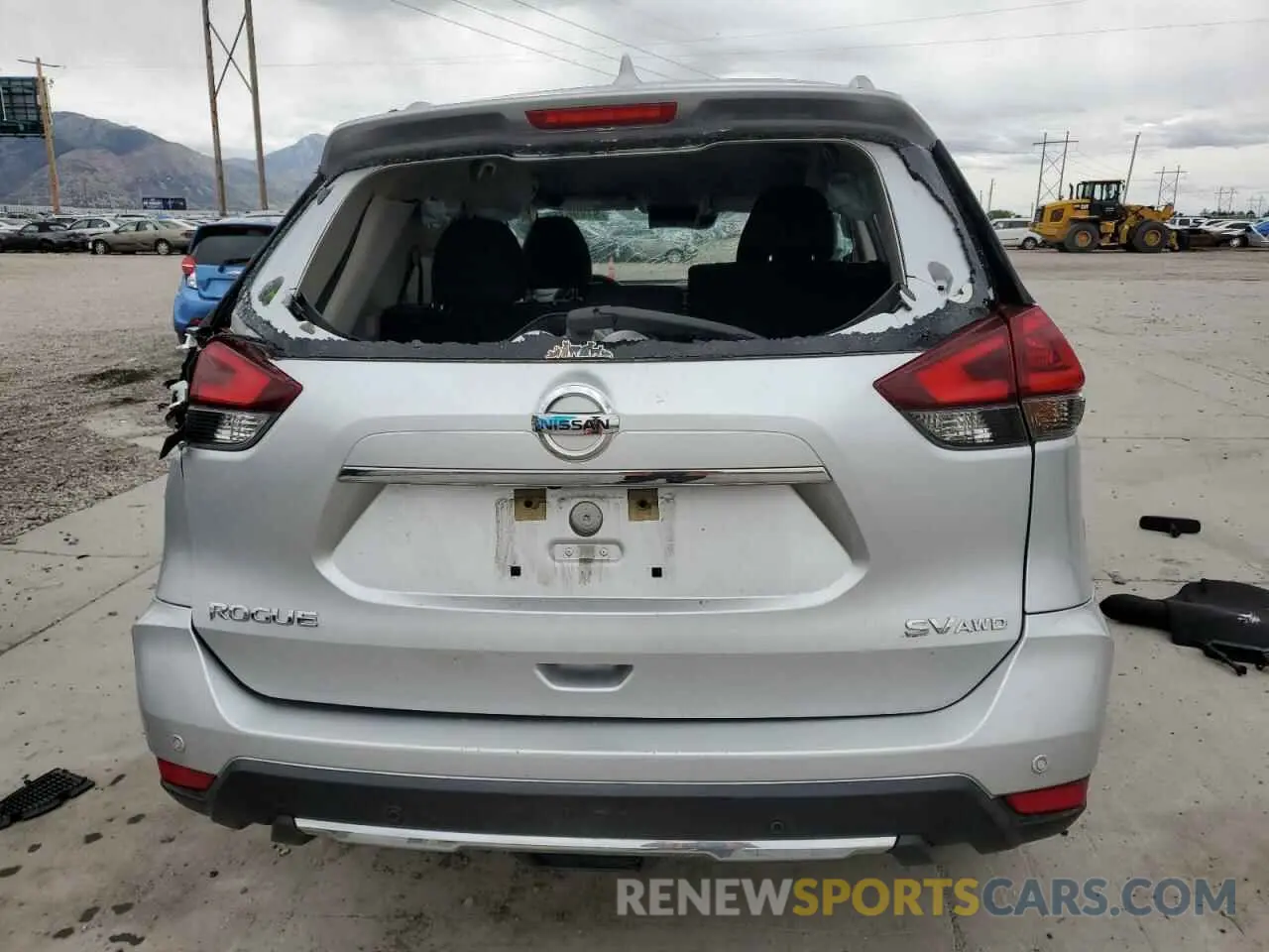 6 Photograph of a damaged car KNMAT2MVXLP511675 NISSAN ROGUE 2020