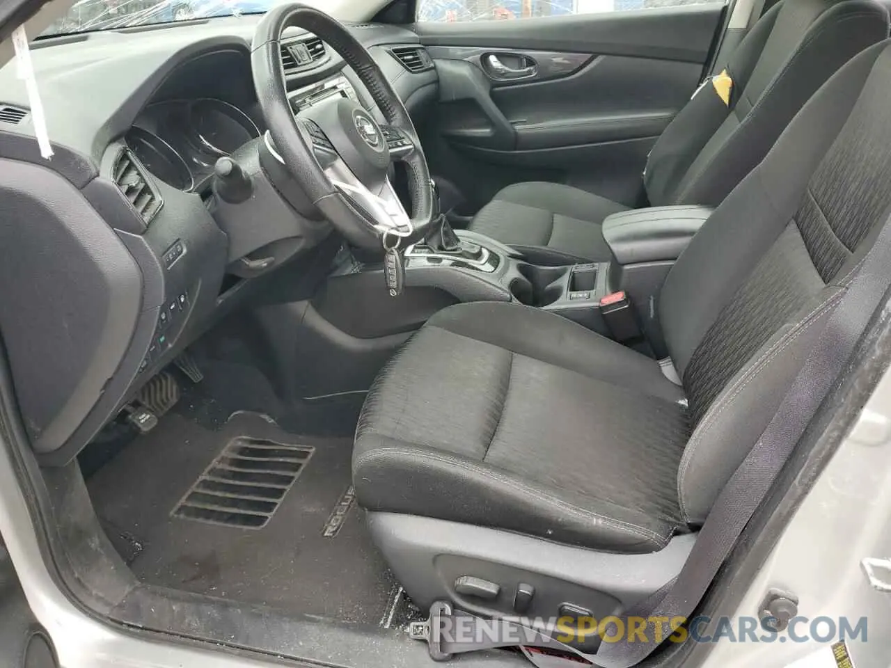 7 Photograph of a damaged car KNMAT2MVXLP511675 NISSAN ROGUE 2020