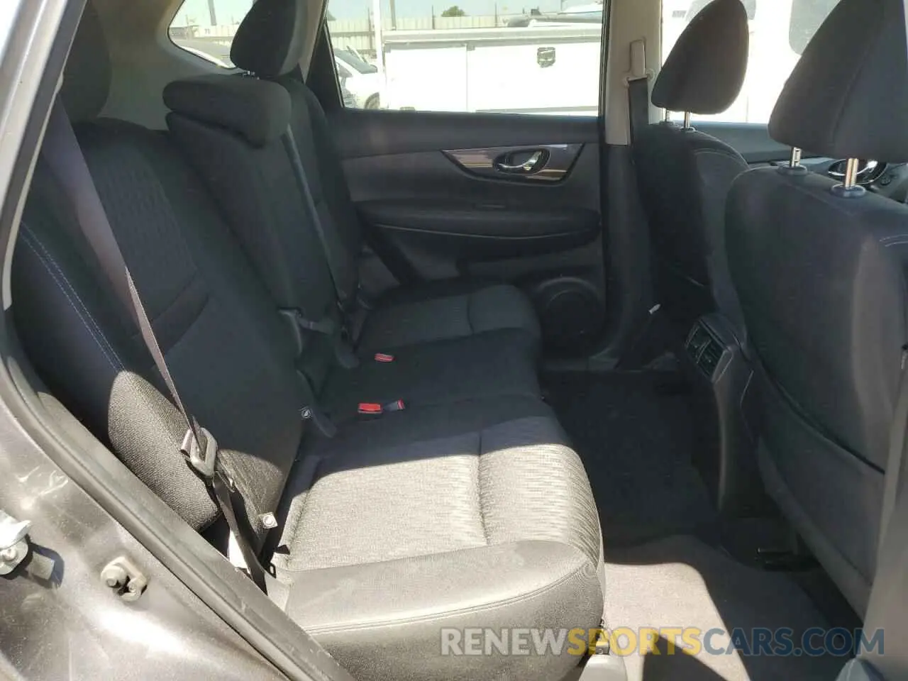 11 Photograph of a damaged car KNMAT2MVXLP514446 NISSAN ROGUE 2020