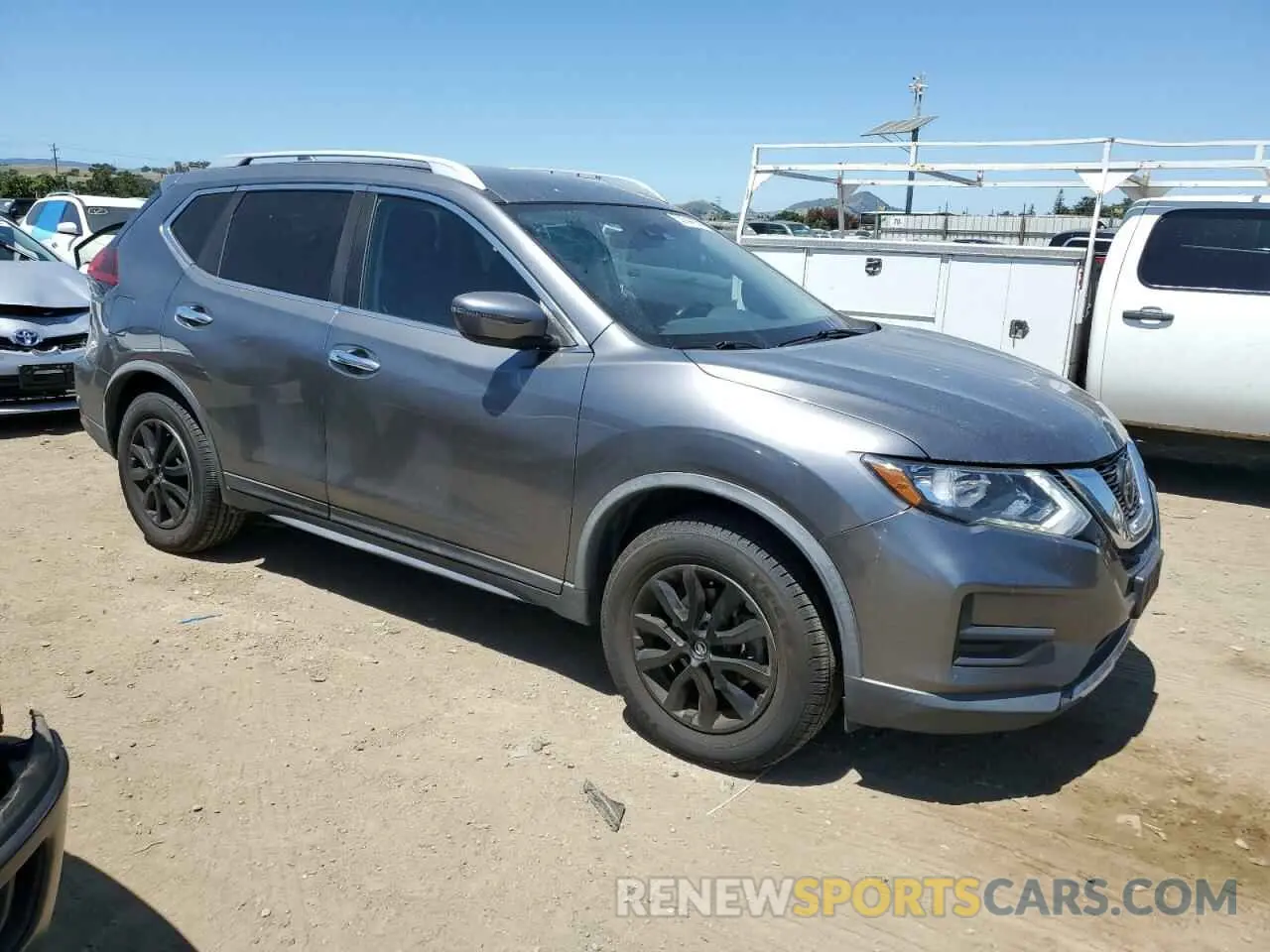 4 Photograph of a damaged car KNMAT2MVXLP514446 NISSAN ROGUE 2020