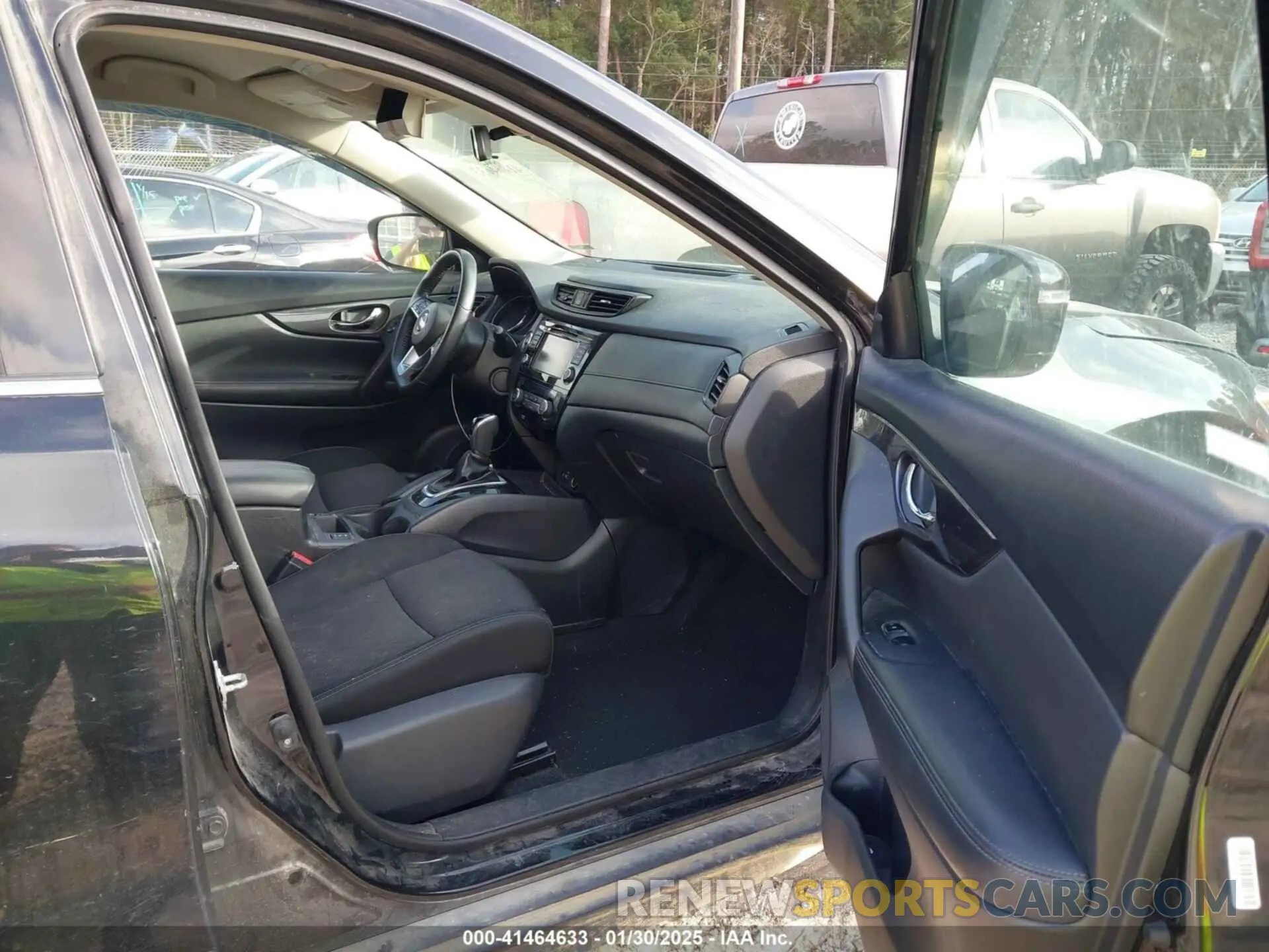 5 Photograph of a damaged car KNMAT2MVXLP534826 NISSAN ROGUE 2020