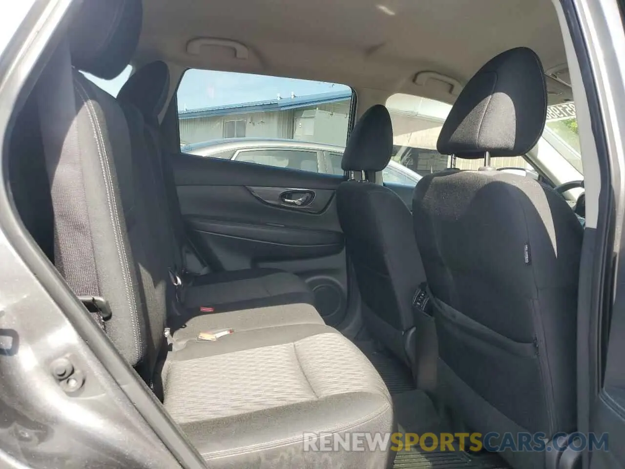 11 Photograph of a damaged car KNMAT2MVXLP536933 NISSAN ROGUE 2020