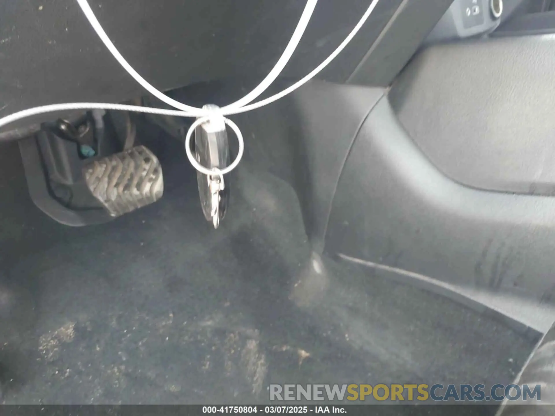 11 Photograph of a damaged car KNMAT2MVXLP539587 NISSAN ROGUE 2020