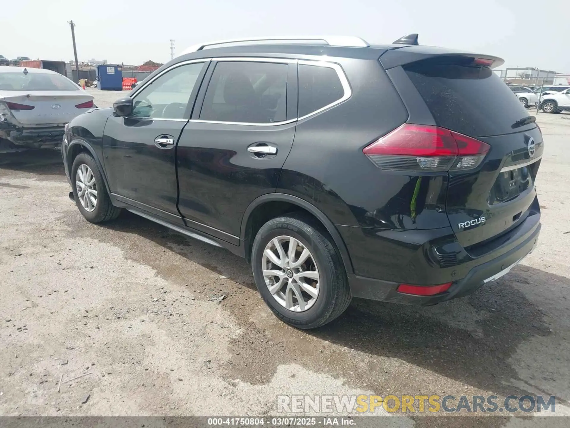 3 Photograph of a damaged car KNMAT2MVXLP539587 NISSAN ROGUE 2020
