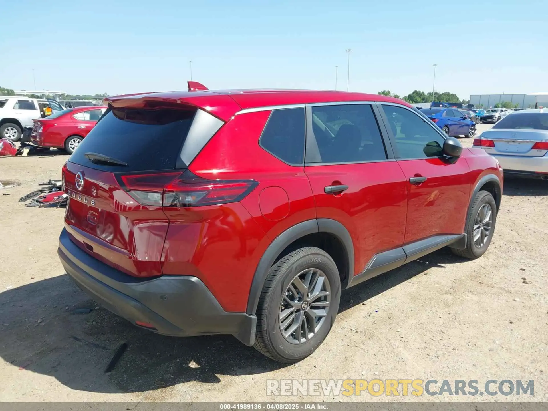 4 Photograph of a damaged car 5N1AT3AA0MC758666 NISSAN ROGUE 2021
