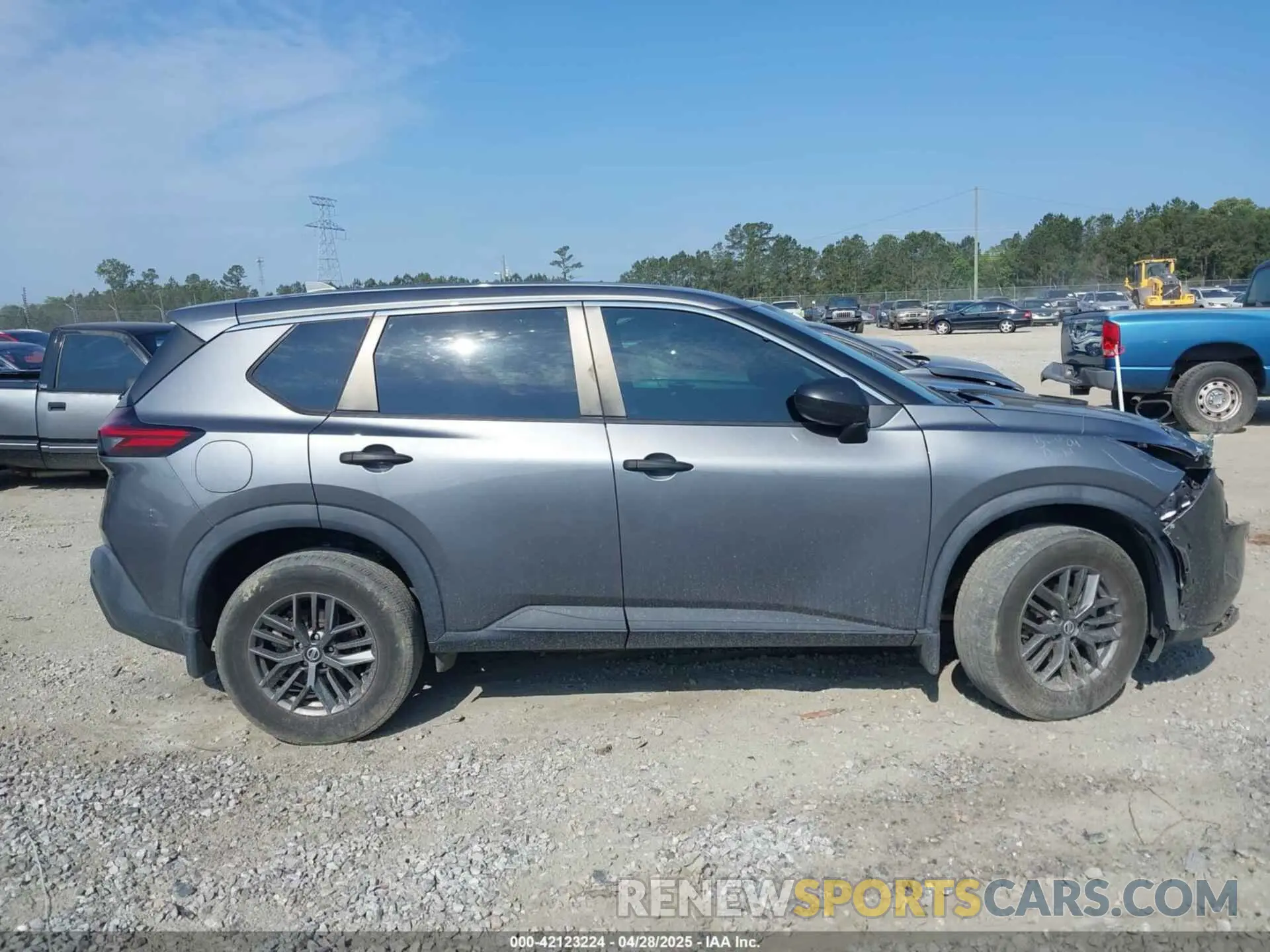 13 Photograph of a damaged car 5N1AT3AA0MC829557 NISSAN ROGUE 2021
