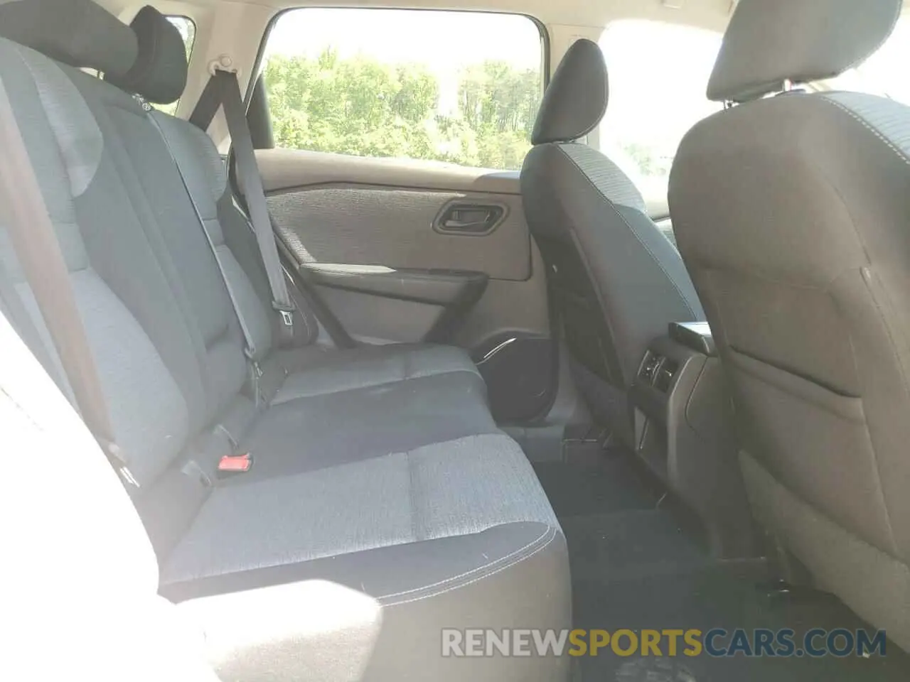 11 Photograph of a damaged car 5N1AT3AA1MC687493 NISSAN ROGUE 2021