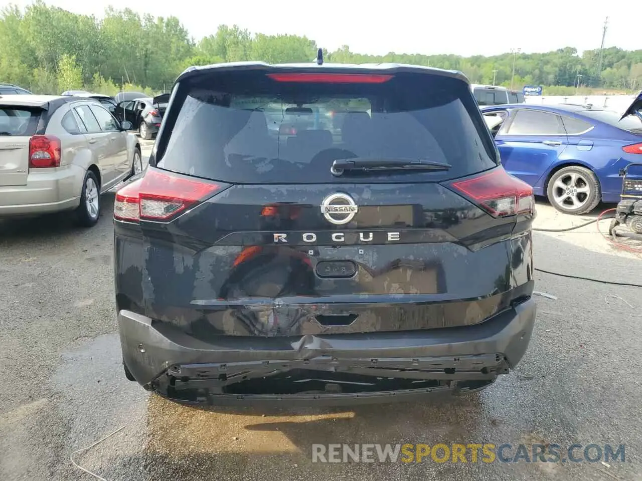 6 Photograph of a damaged car 5N1AT3AA1MC738409 NISSAN ROGUE 2021