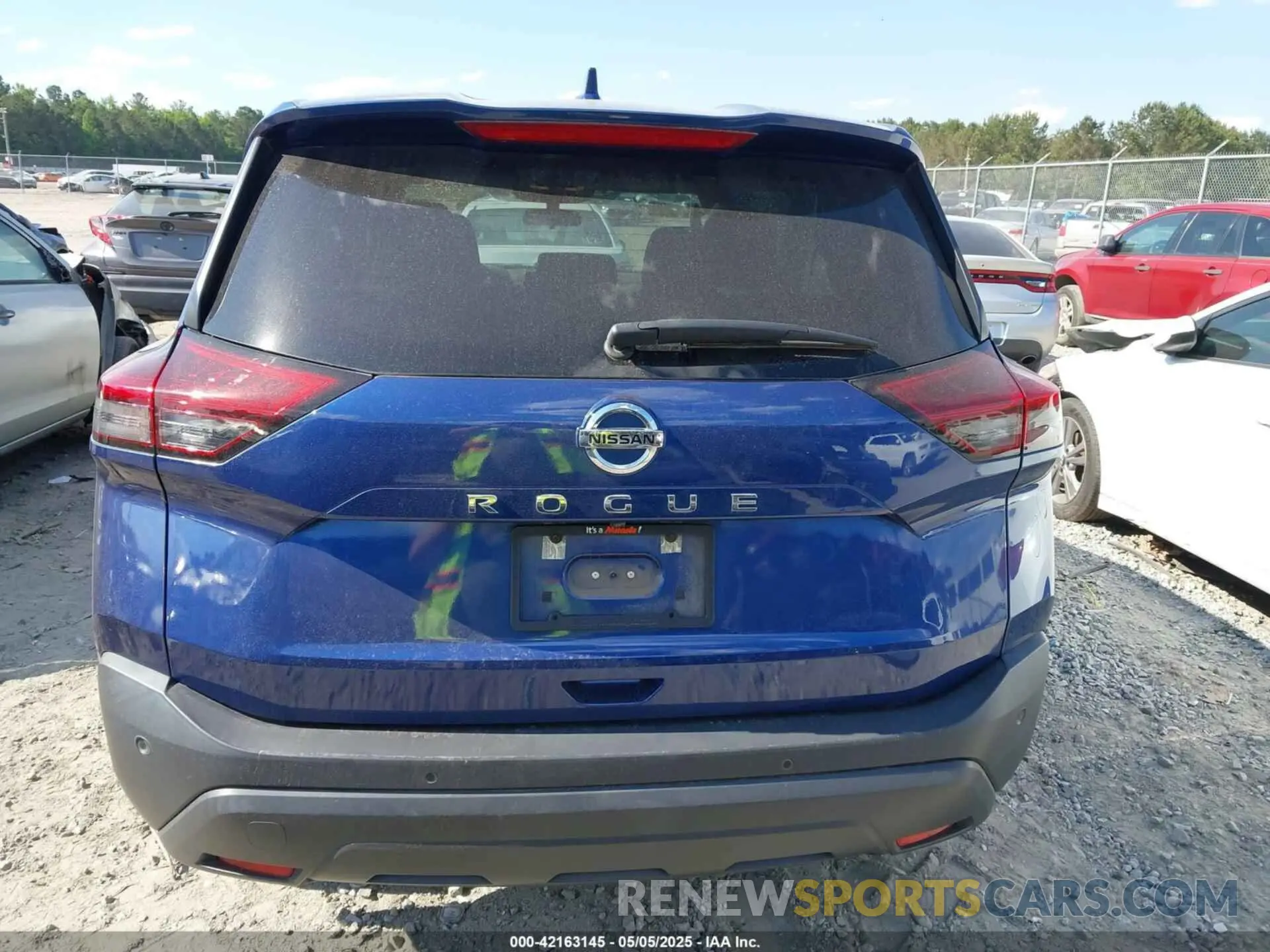 16 Photograph of a damaged car 5N1AT3AA1MC835660 NISSAN ROGUE 2021