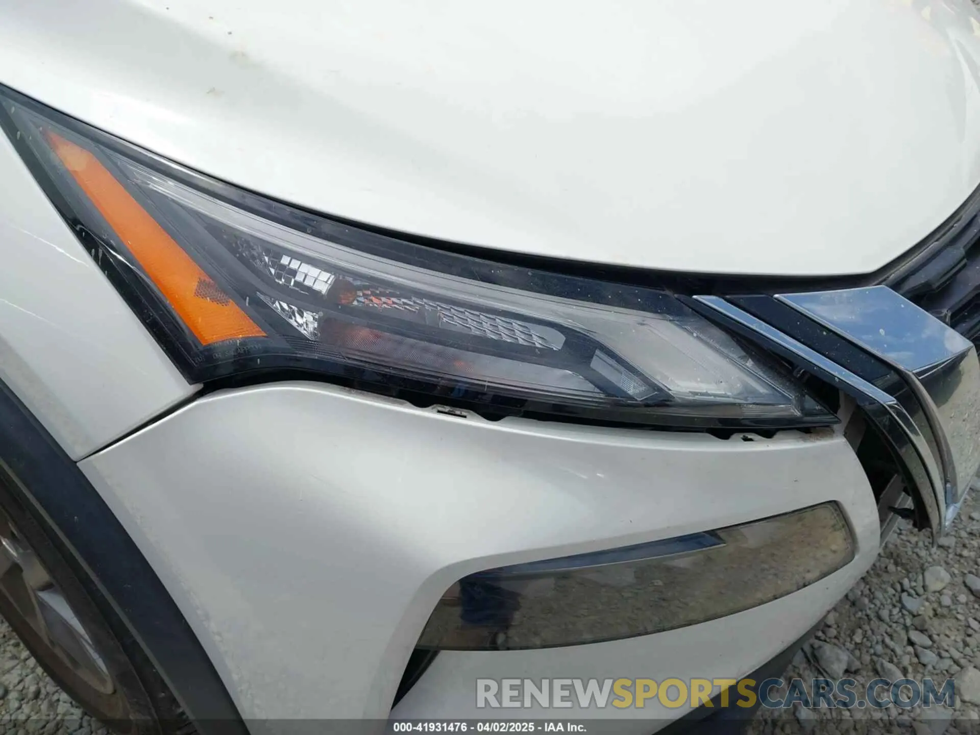 18 Photograph of a damaged car 5N1AT3AA2MC805907 NISSAN ROGUE 2021