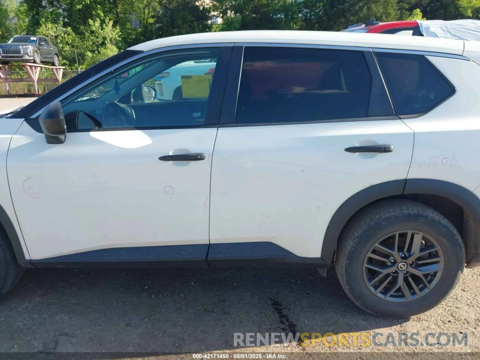 15 Photograph of a damaged car 5N1AT3AA3MC741618 NISSAN ROGUE 2021