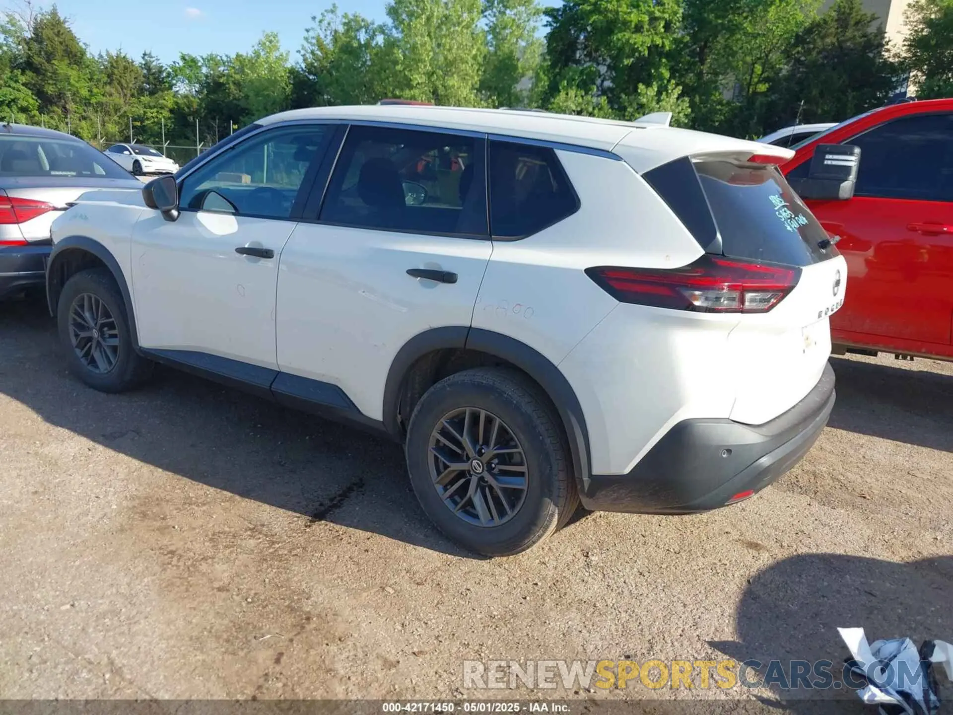 3 Photograph of a damaged car 5N1AT3AA3MC741618 NISSAN ROGUE 2021