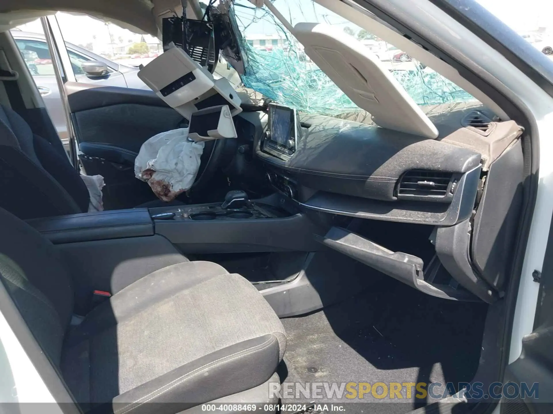 5 Photograph of a damaged car 5N1AT3AA4MC808937 NISSAN ROGUE 2021
