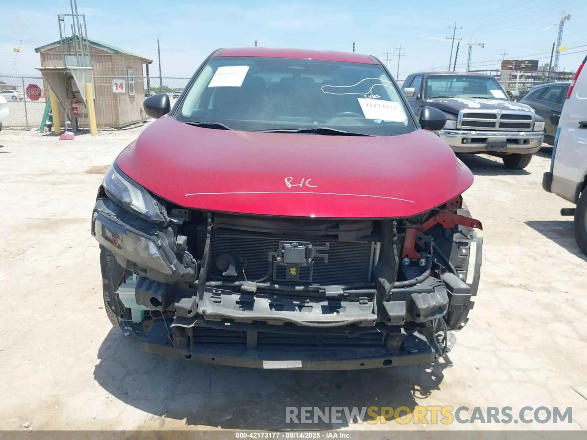 13 Photograph of a damaged car 5N1AT3AA4MC833742 NISSAN ROGUE 2021