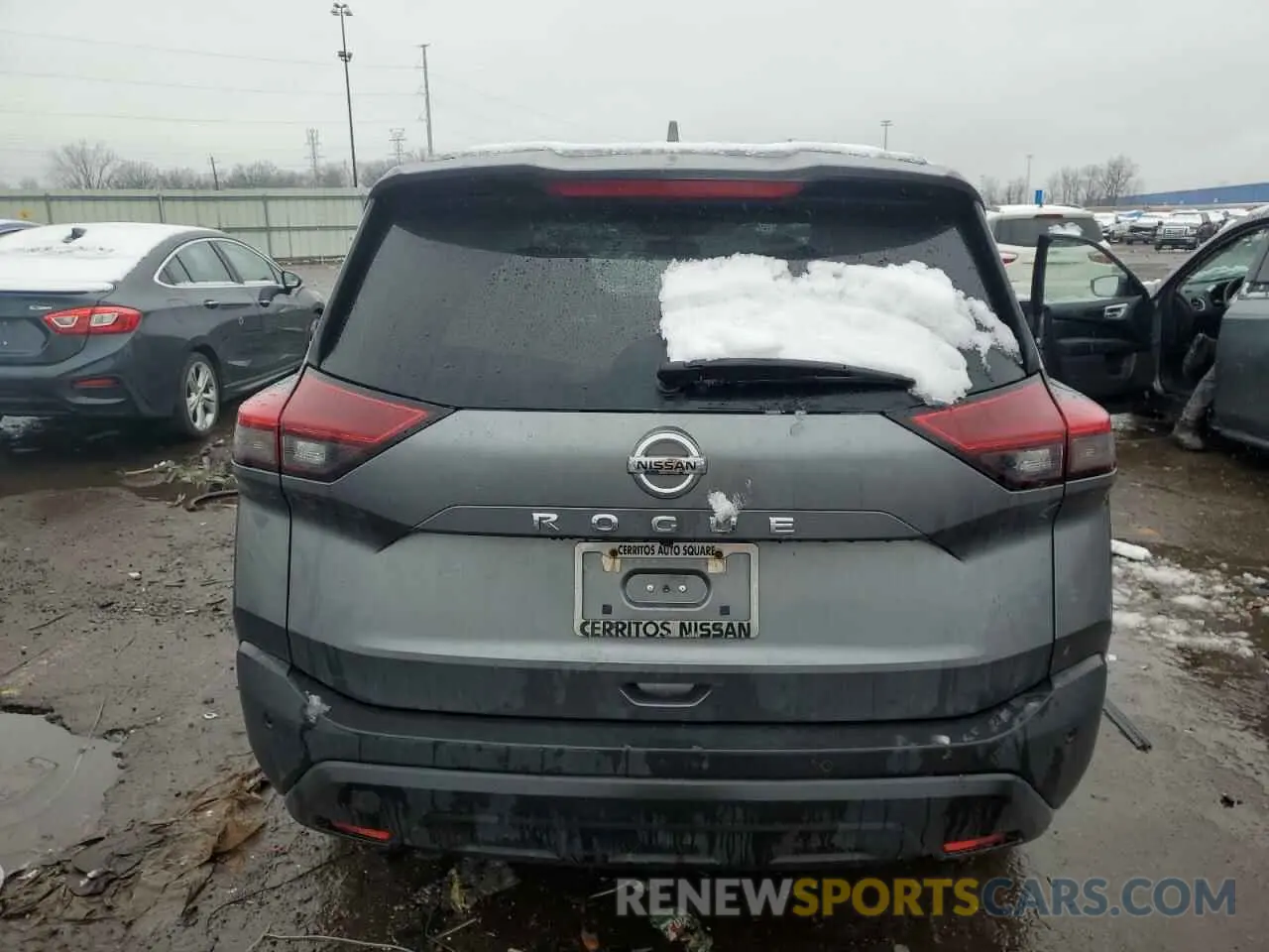 6 Photograph of a damaged car 5N1AT3AA5MC673662 NISSAN ROGUE 2021