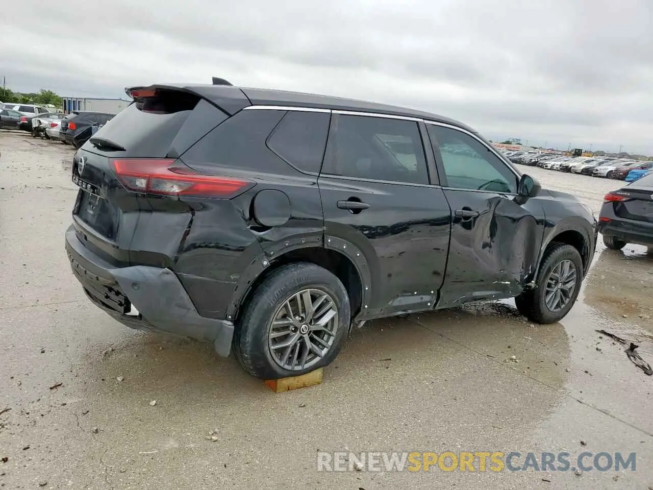 3 Photograph of a damaged car 5N1AT3AA5MC678828 NISSAN ROGUE 2021