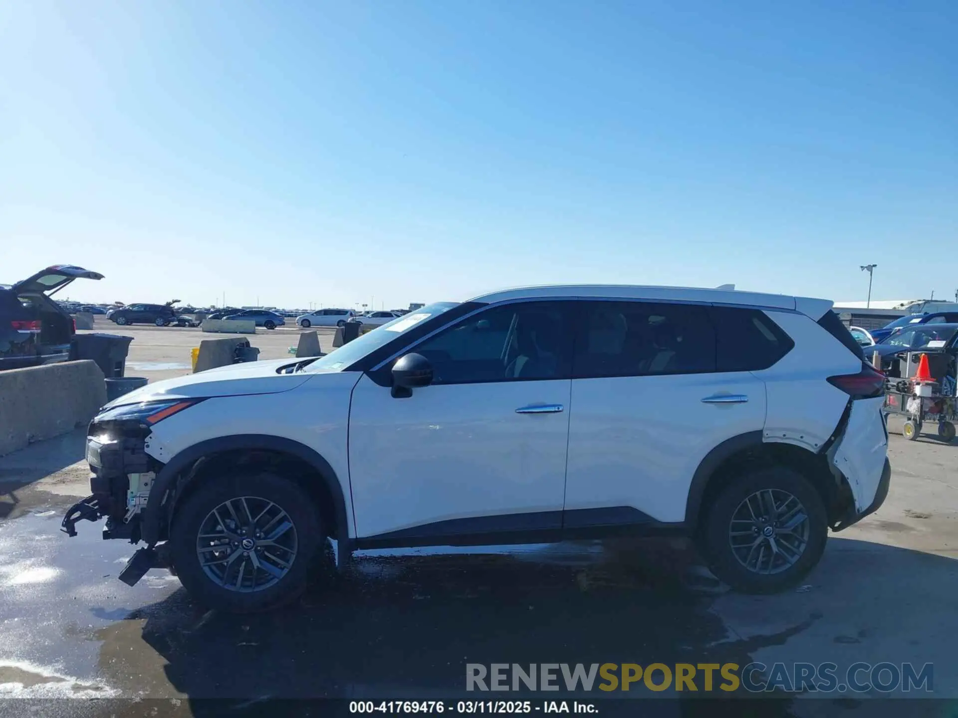 15 Photograph of a damaged car 5N1AT3AA5MC828775 NISSAN ROGUE 2021