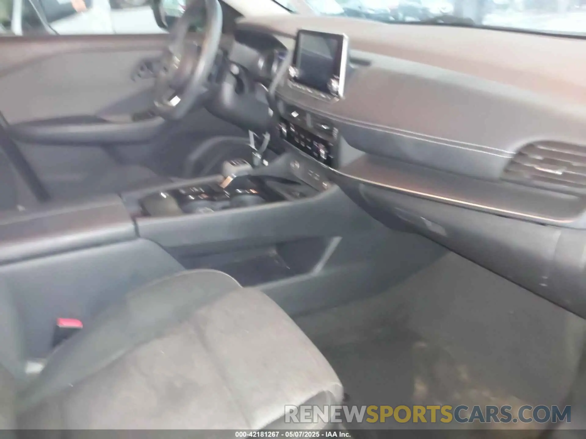 5 Photograph of a damaged car 5N1AT3AA6MC688333 NISSAN ROGUE 2021