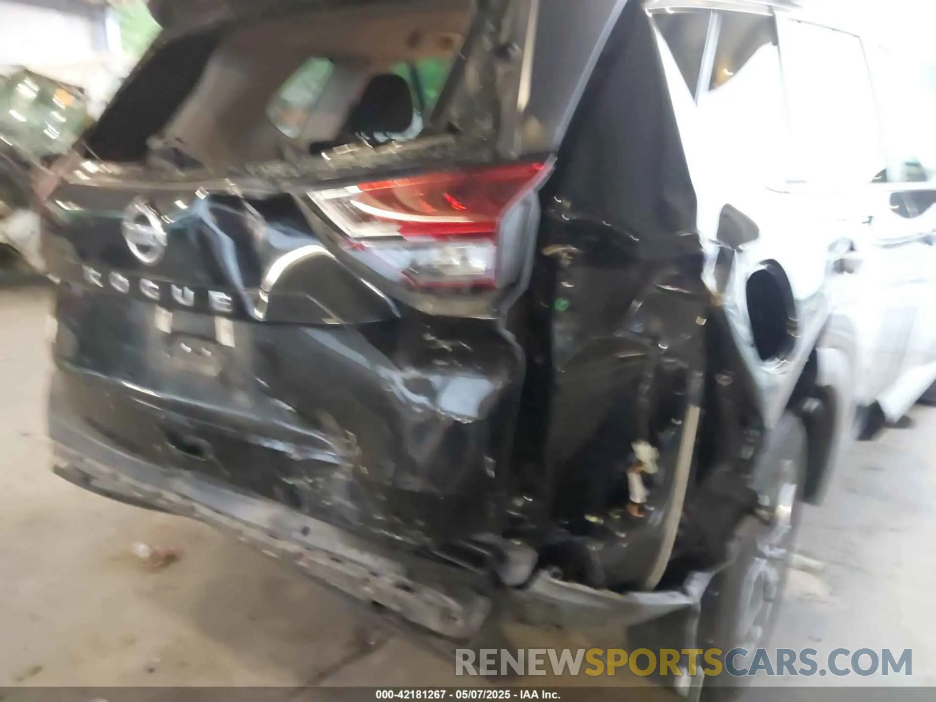 6 Photograph of a damaged car 5N1AT3AA6MC688333 NISSAN ROGUE 2021