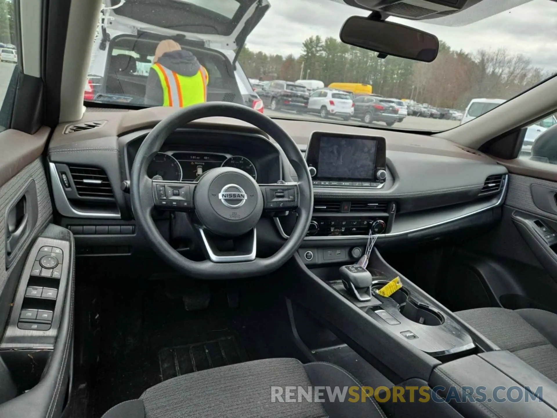 5 Photograph of a damaged car 5N1AT3AA8MC736821 NISSAN ROGUE 2021