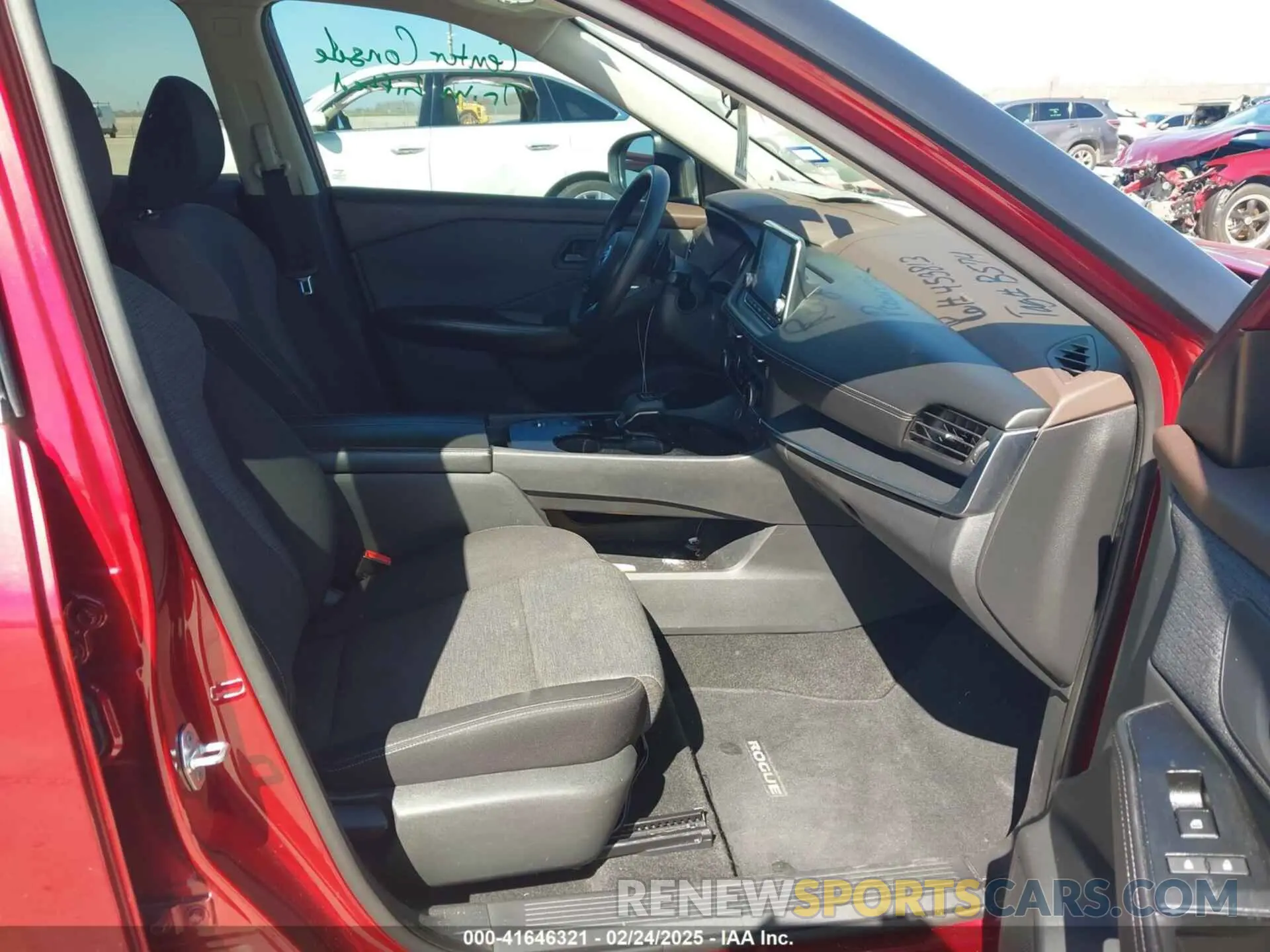5 Photograph of a damaged car 5N1AT3AA9MC757533 NISSAN ROGUE 2021