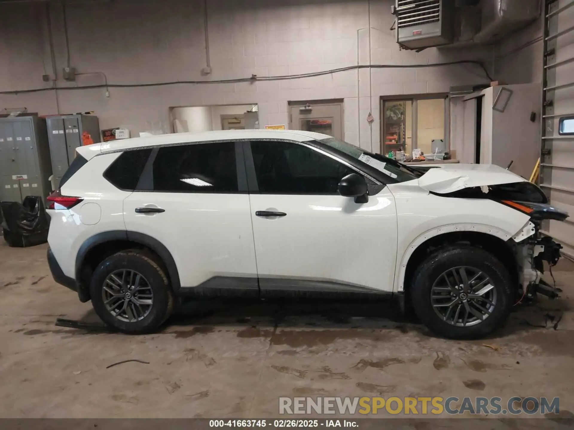 13 Photograph of a damaged car 5N1AT3AAXMC839206 NISSAN ROGUE 2021