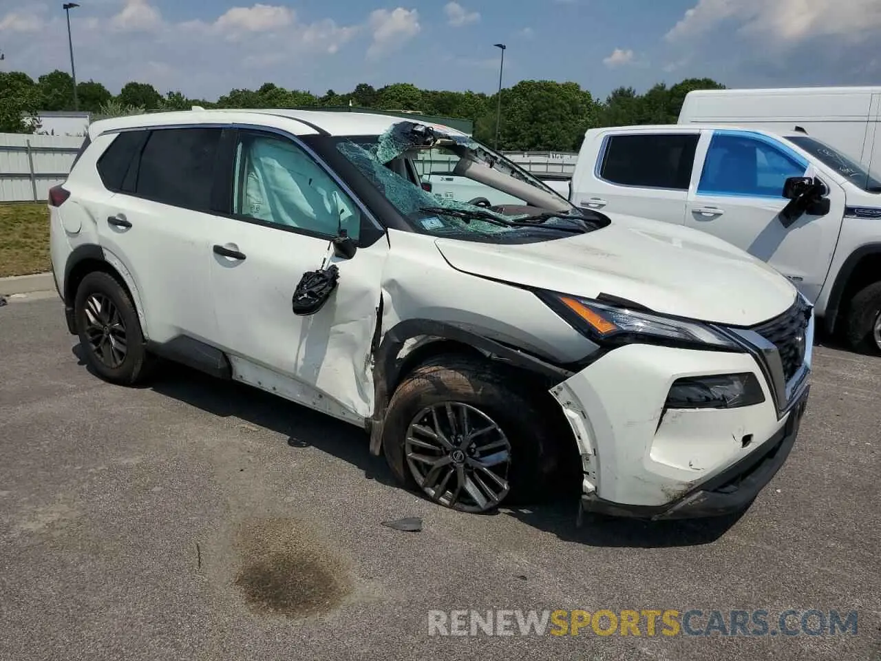 4 Photograph of a damaged car 5N1AT3AB1MC755705 NISSAN ROGUE 2021