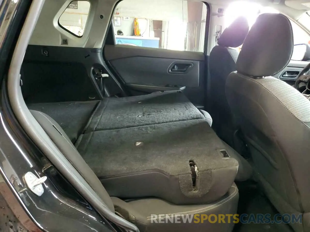 11 Photograph of a damaged car 5N1AT3AB1MC756269 NISSAN ROGUE 2021