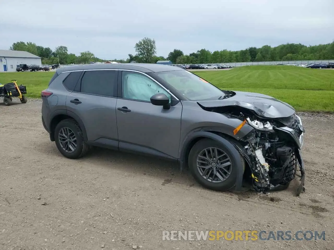 4 Photograph of a damaged car 5N1AT3AB2MC699273 NISSAN ROGUE 2021