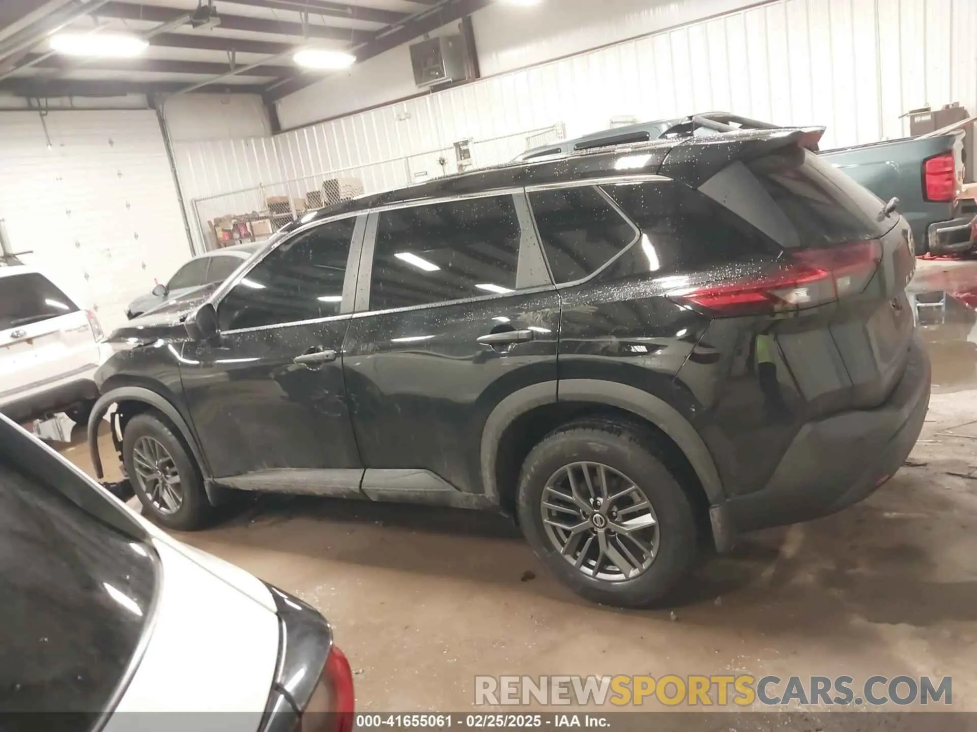 14 Photograph of a damaged car 5N1AT3AB3MC831456 NISSAN ROGUE 2021