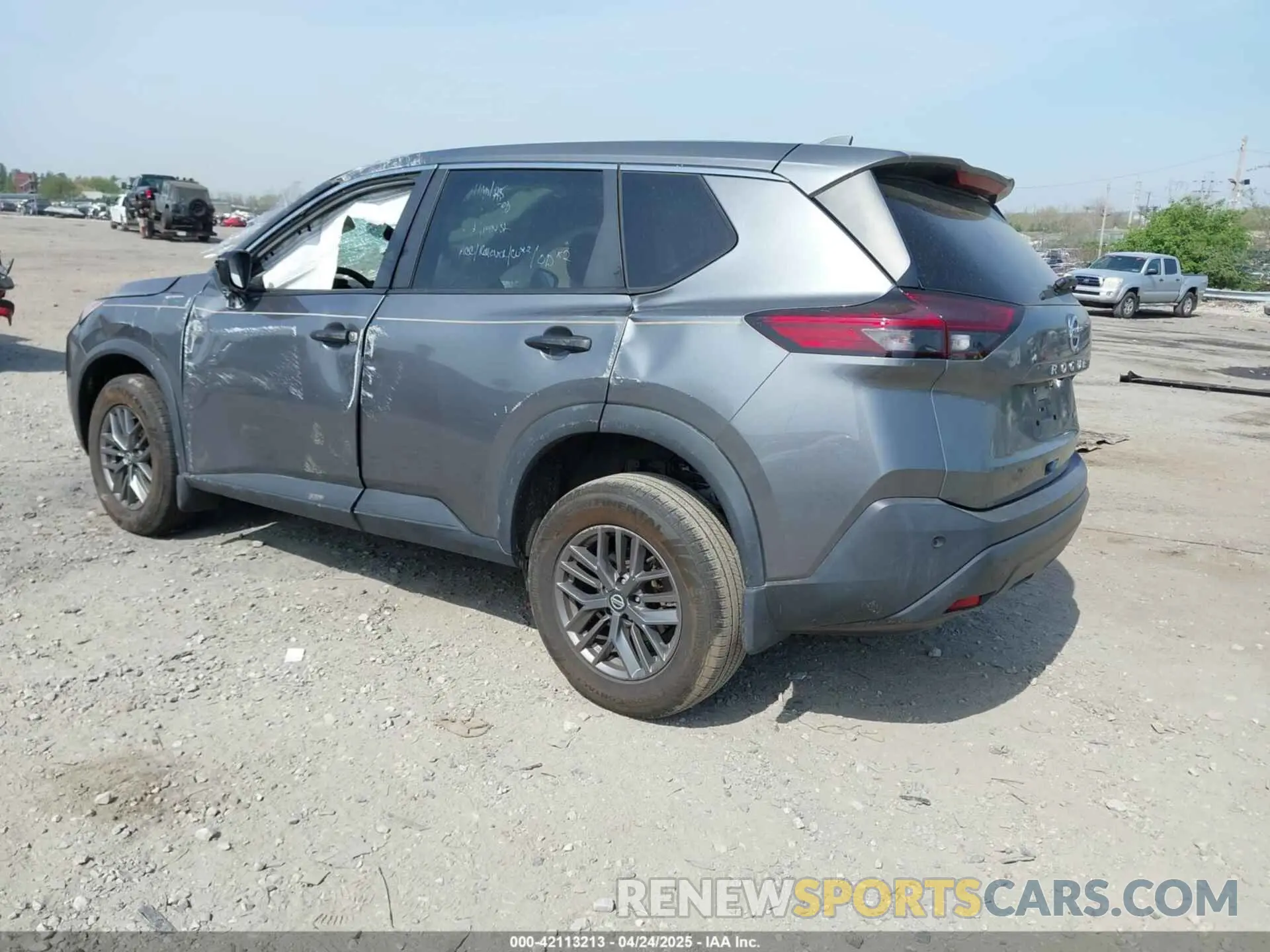 3 Photograph of a damaged car 5N1AT3AB5MC850123 NISSAN ROGUE 2021
